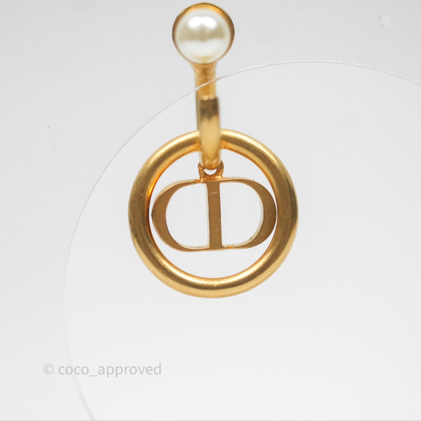Christian Dior Pearl 30 Montaigne Earrings Gold Tone