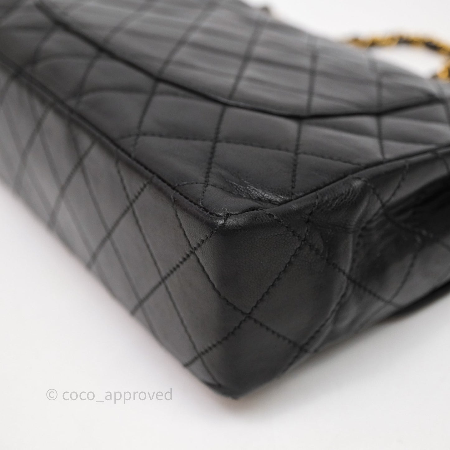 Chanel Quilted Vintage Flap Bag Lambskin Black 24K Gold Hardware