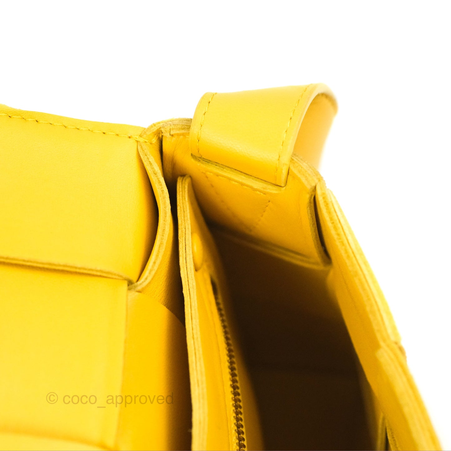 Bottega Veneta Cassette Shoulder Bag Intrecciato Yellow Lambskin