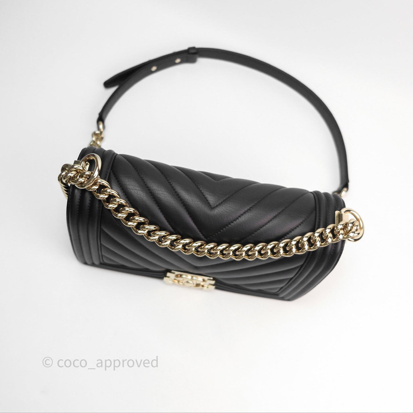 Chanel Medium Boy Chevron Black Calfskin Gold Hardware