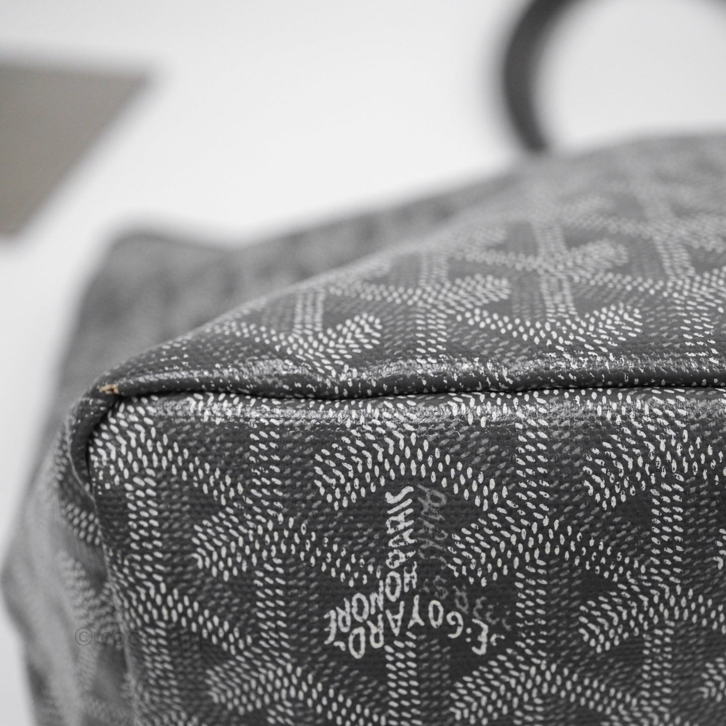 Goyard St Louis Tote PM ⁣⁣⁣⁣⁣⁣⁣⁣⁣⁣⁣⁣⁣⁣⁣⁣⁣⁣⁣⁣Grey