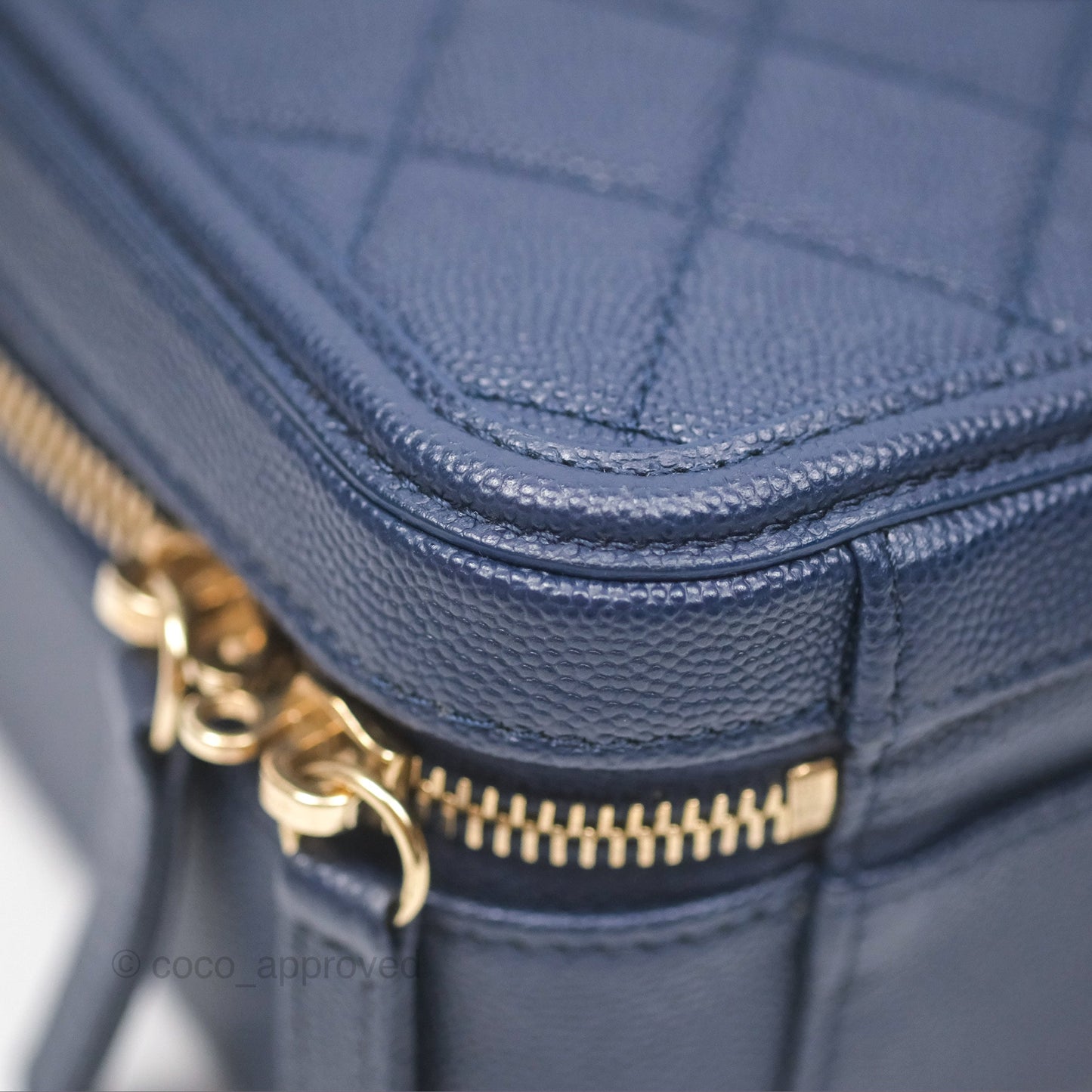Chanel Quilted Medium CC Filigree Vanity Case Dark Navy Caviar Gold Hardware