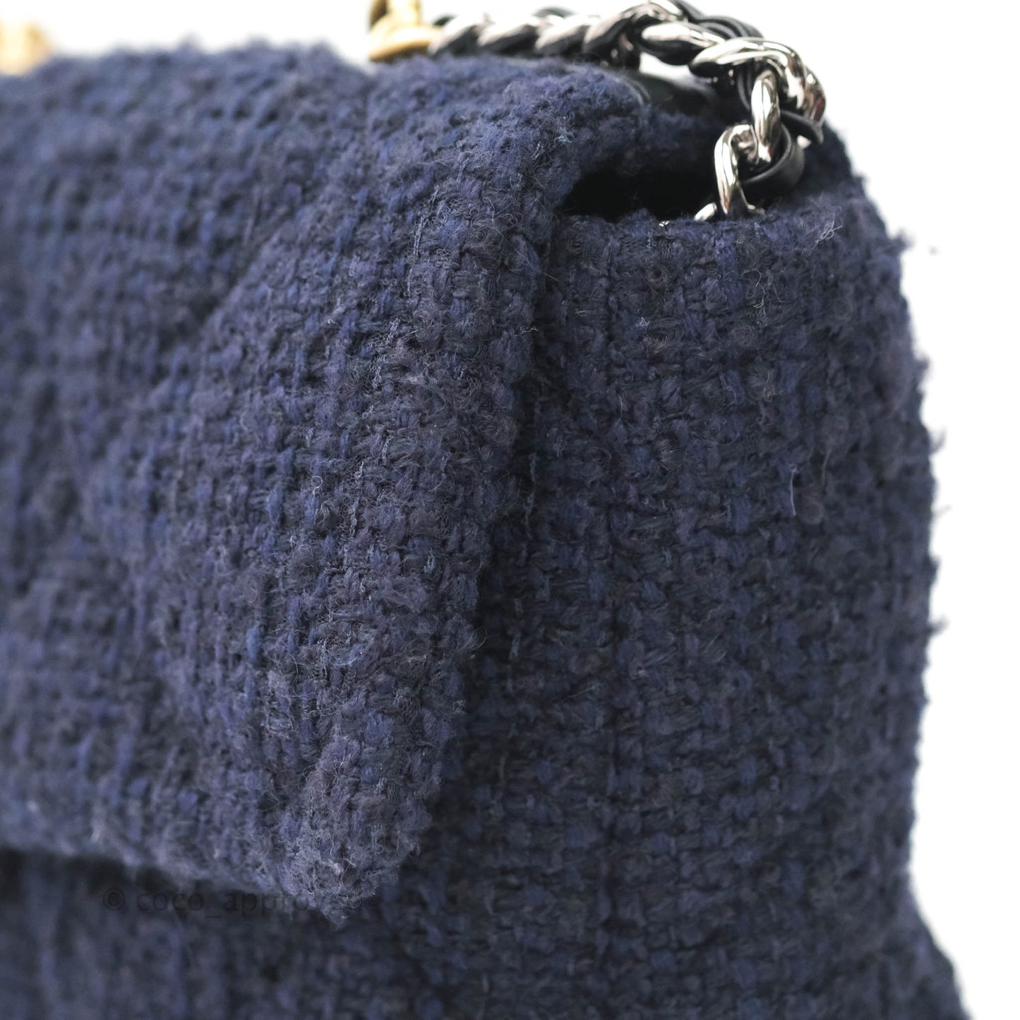 Chanel 19 Medium Tweed Navy Mixed Hardware