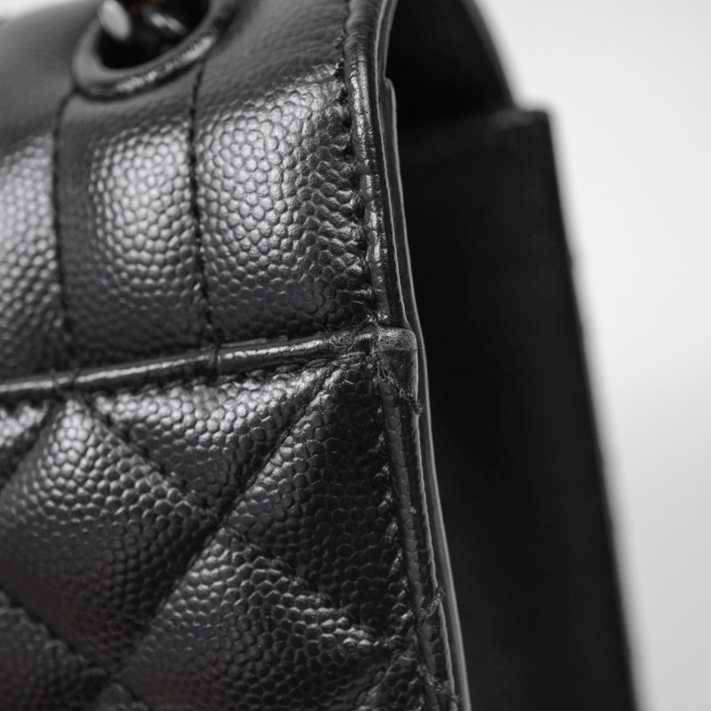 Saint Laurent Envelope Medium So Black Caviar