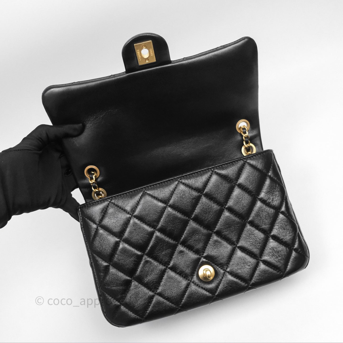 Chanel Quilted Flap Bag Black Lambskin Aged Gold Hardware 22P