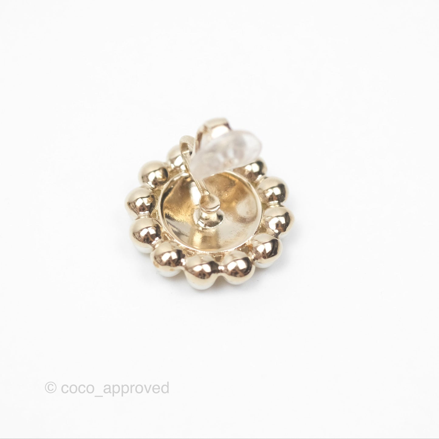 Chanel CC Pearl Round Ear Clips Gold Tone 20S