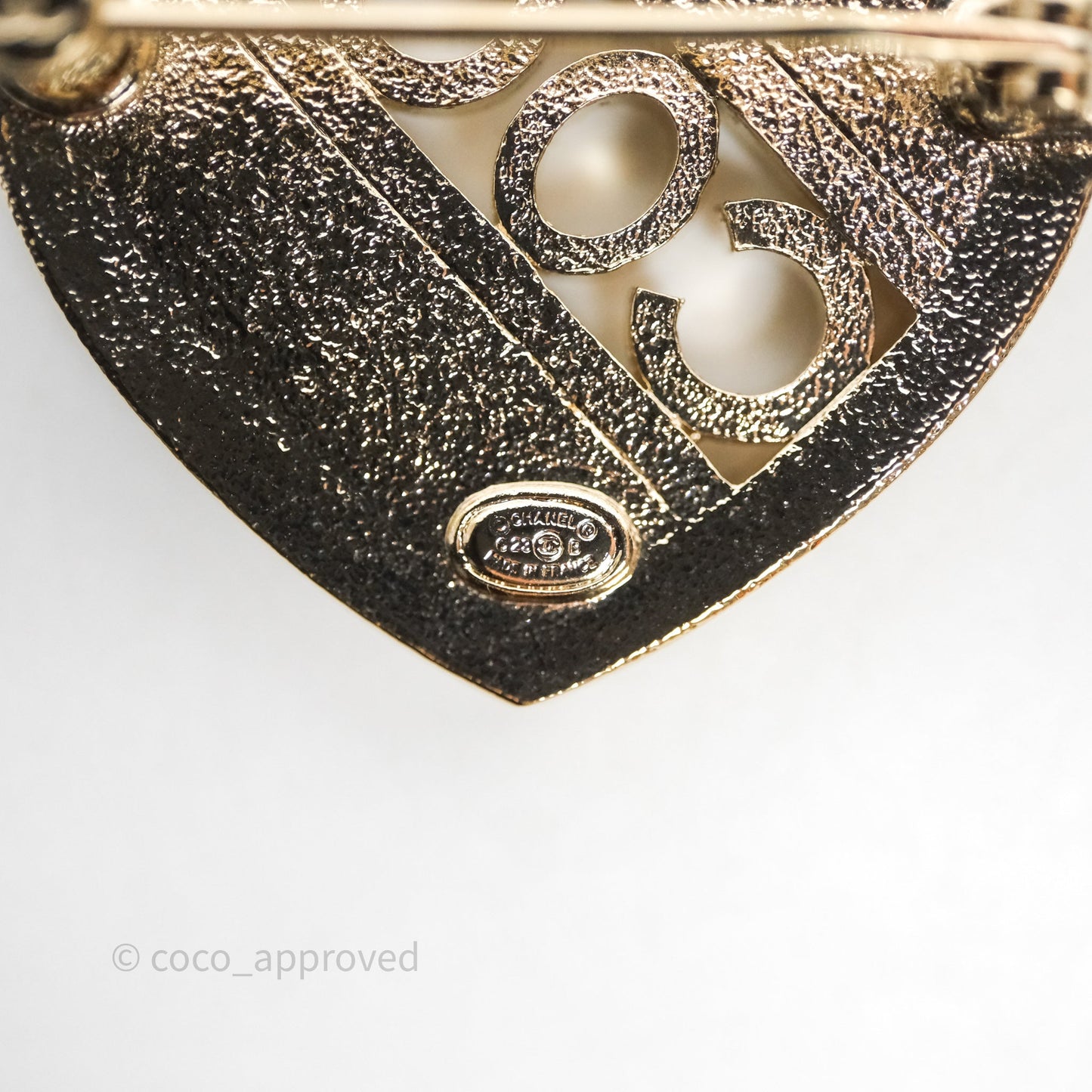 Chanel Coco Logo Crystals Heart Brooch Gold Tone 23B