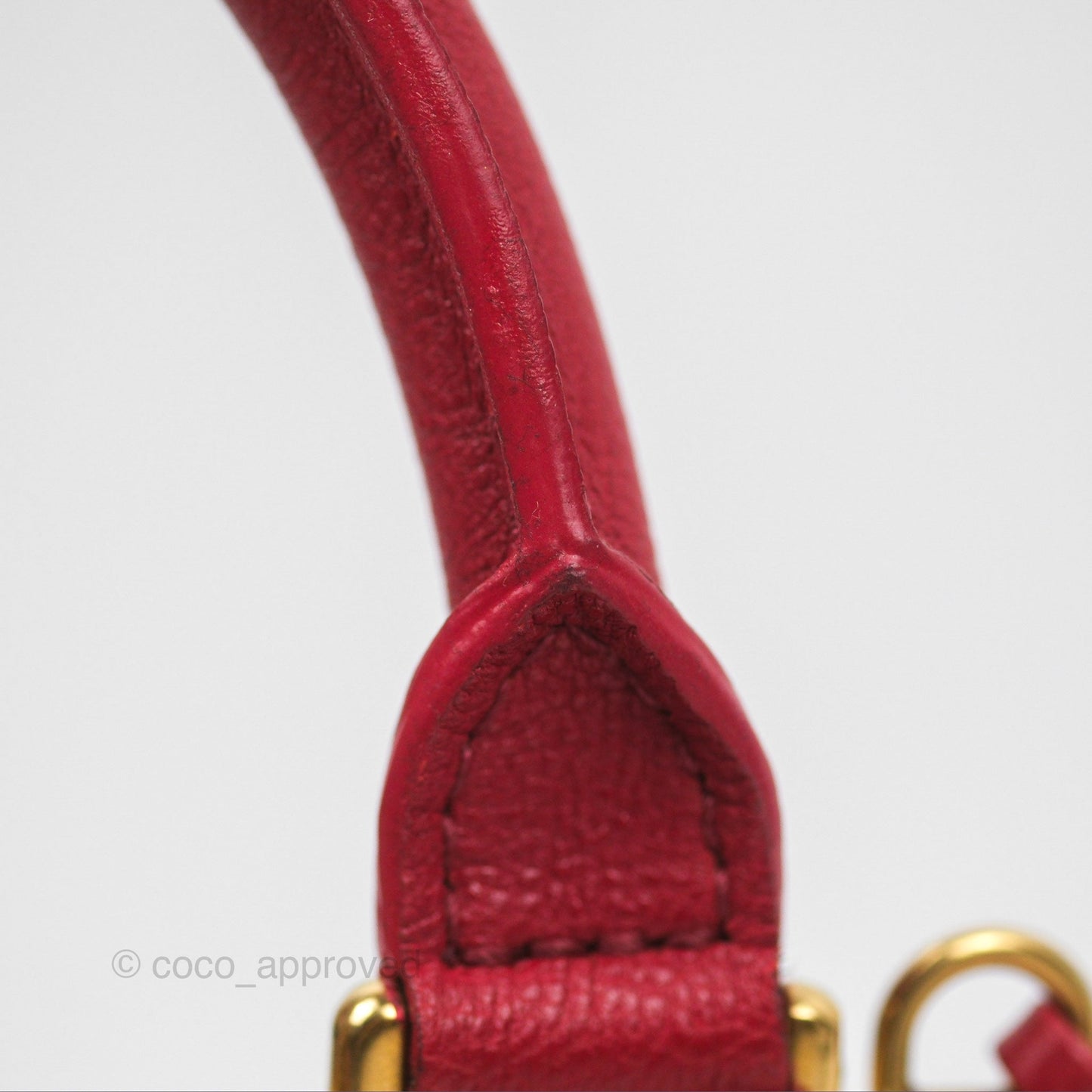 Chanel Quilted Kisslock Handbag With Chain Red Calfskin Gold Hardware