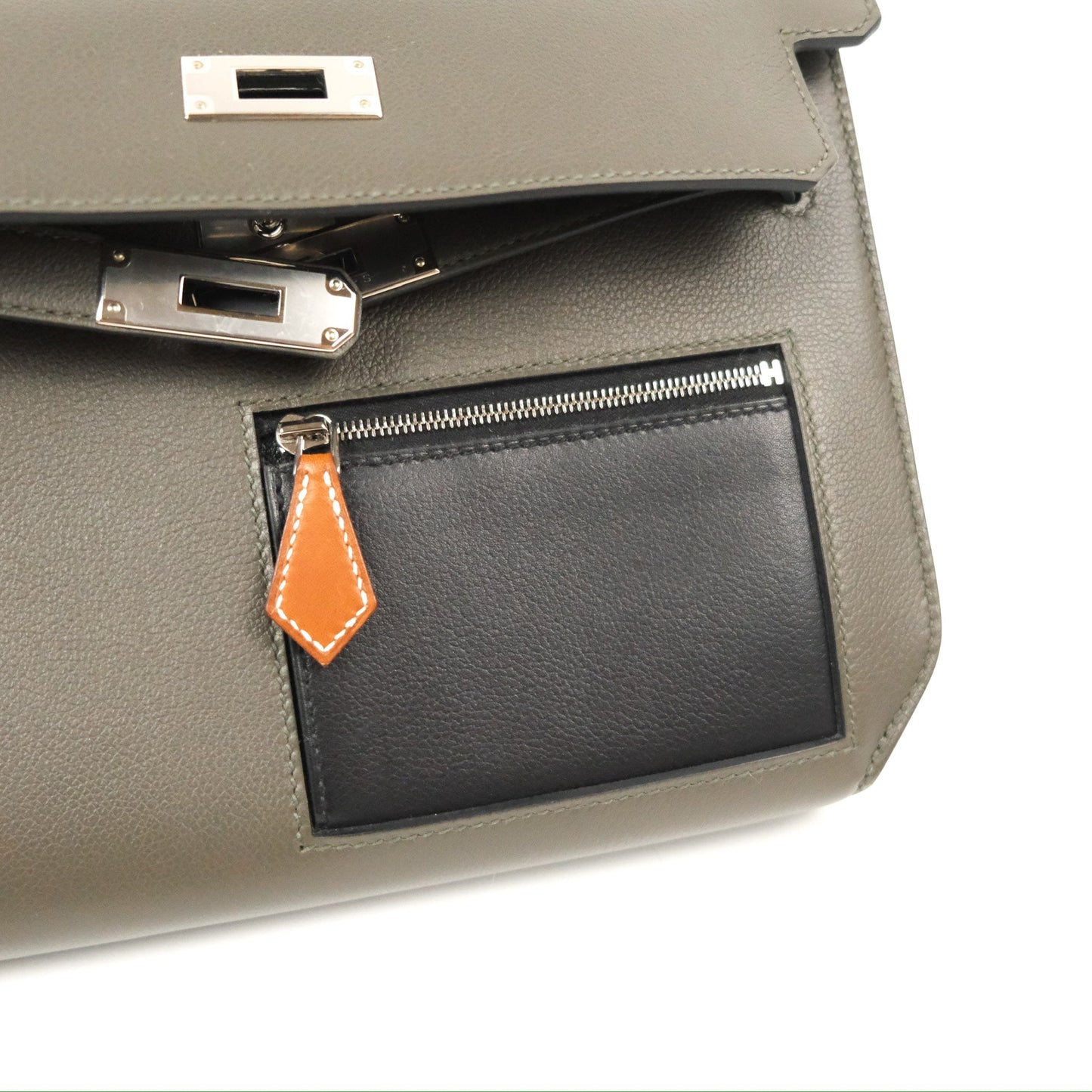 Hermès Kelly Depeches 25 Pouch Vert-De-Gris / Noir / Fauve Evercolor Evergrain & Barenia Calfskin