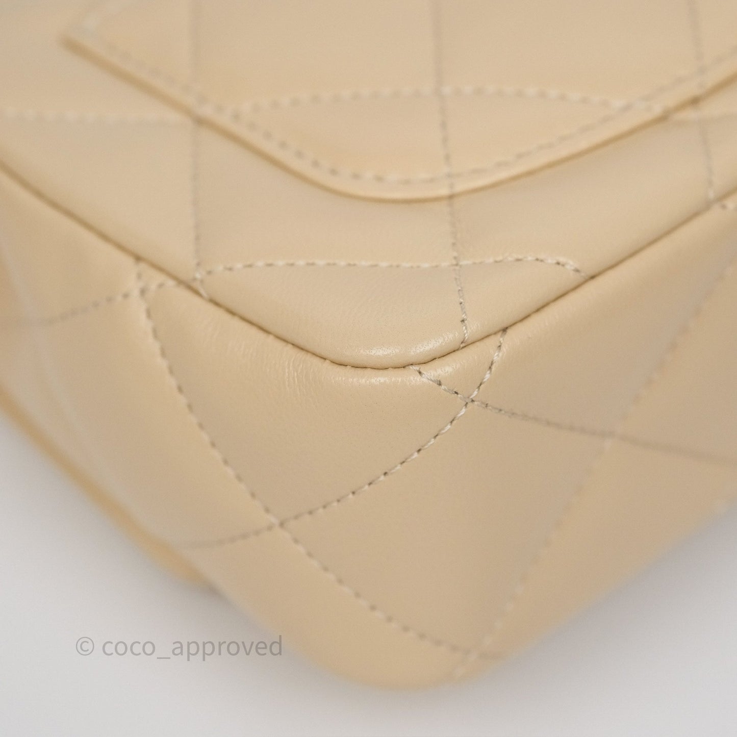 Chanel Sweetheart Mini Flap Beige Shiny Lambskin Aged Gold Hardware
