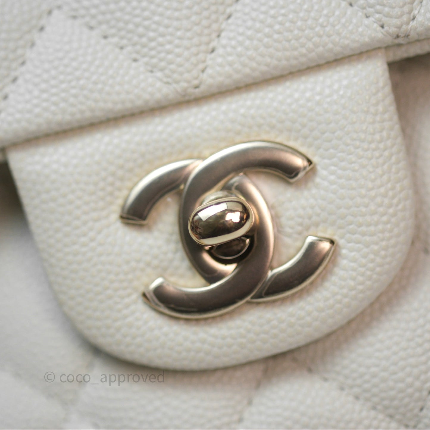 Chanel M/L Medium Classic Flap Quilted White Caviar Gold Hardware