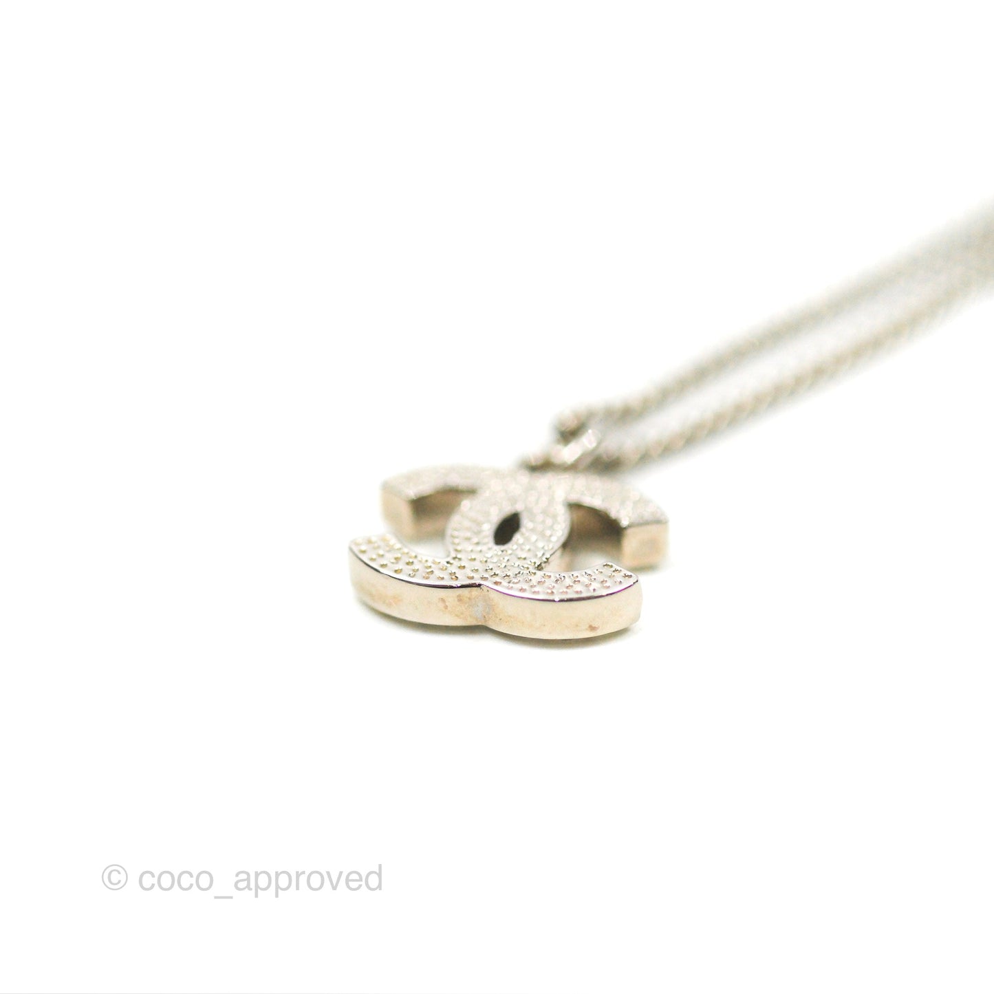 Chanel CC Pearl Necklace Silver Tone 11V