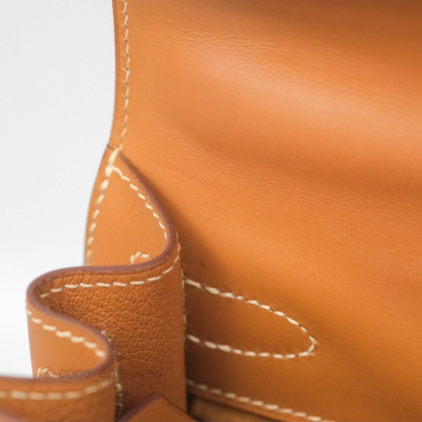 Hermès Vintage Kelly 28 Sellier Gold Calf Gold Hardware