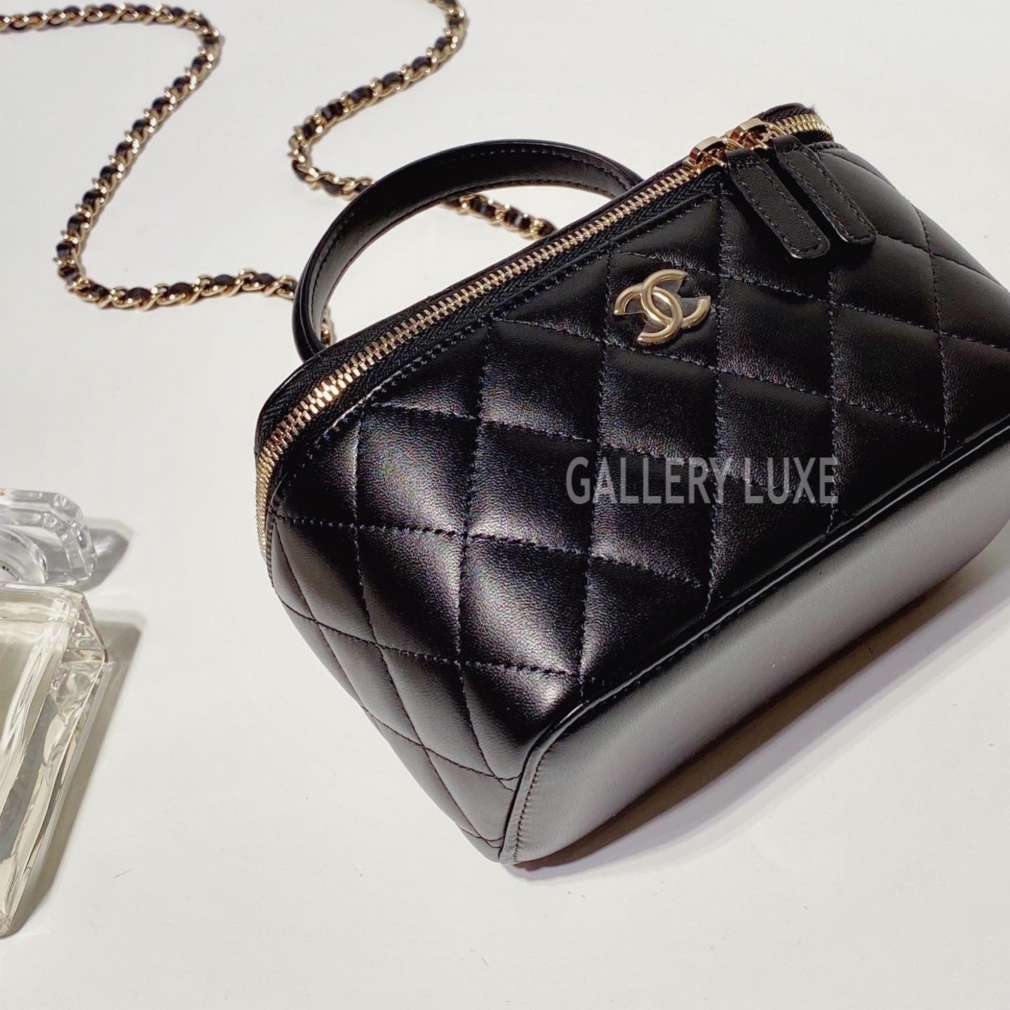 No.3368-Chanel Timeless Classic Handle Vanity With Chain (Brand New / 全新)