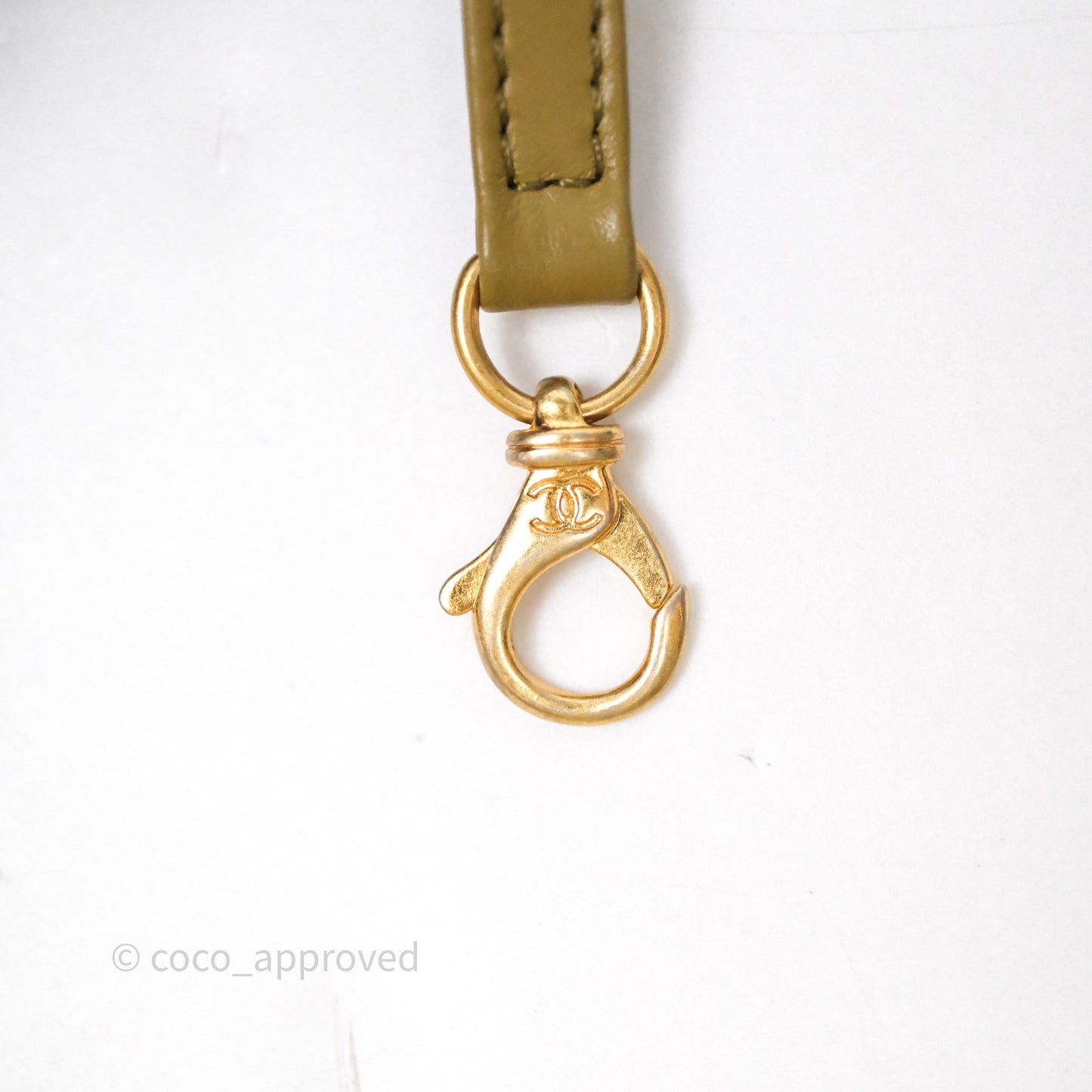 Chanel 22 Bag Medium Crumpled Olive Green Calfskin Aged Gold Hardware