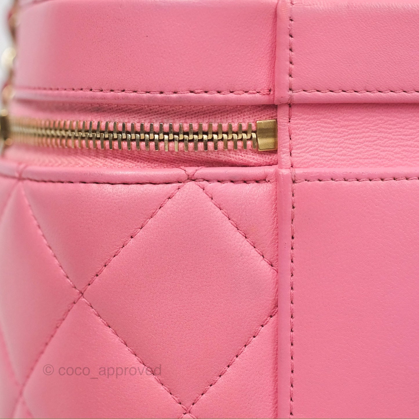 Chanel Small Quilted Top Handle Vanity Case Pink Lambskin Gold Hardware