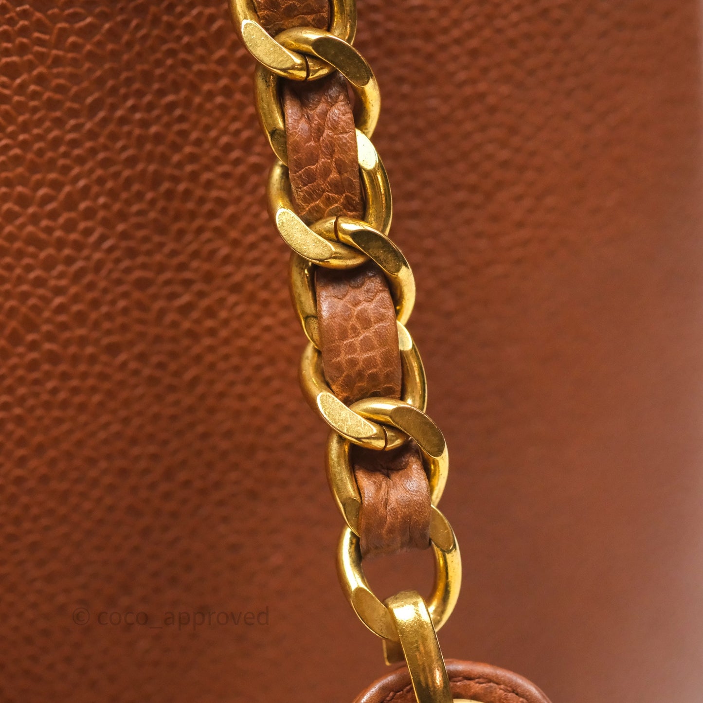 Chanel Vintage Tote Caramel Caviar 24K Gold Hardware