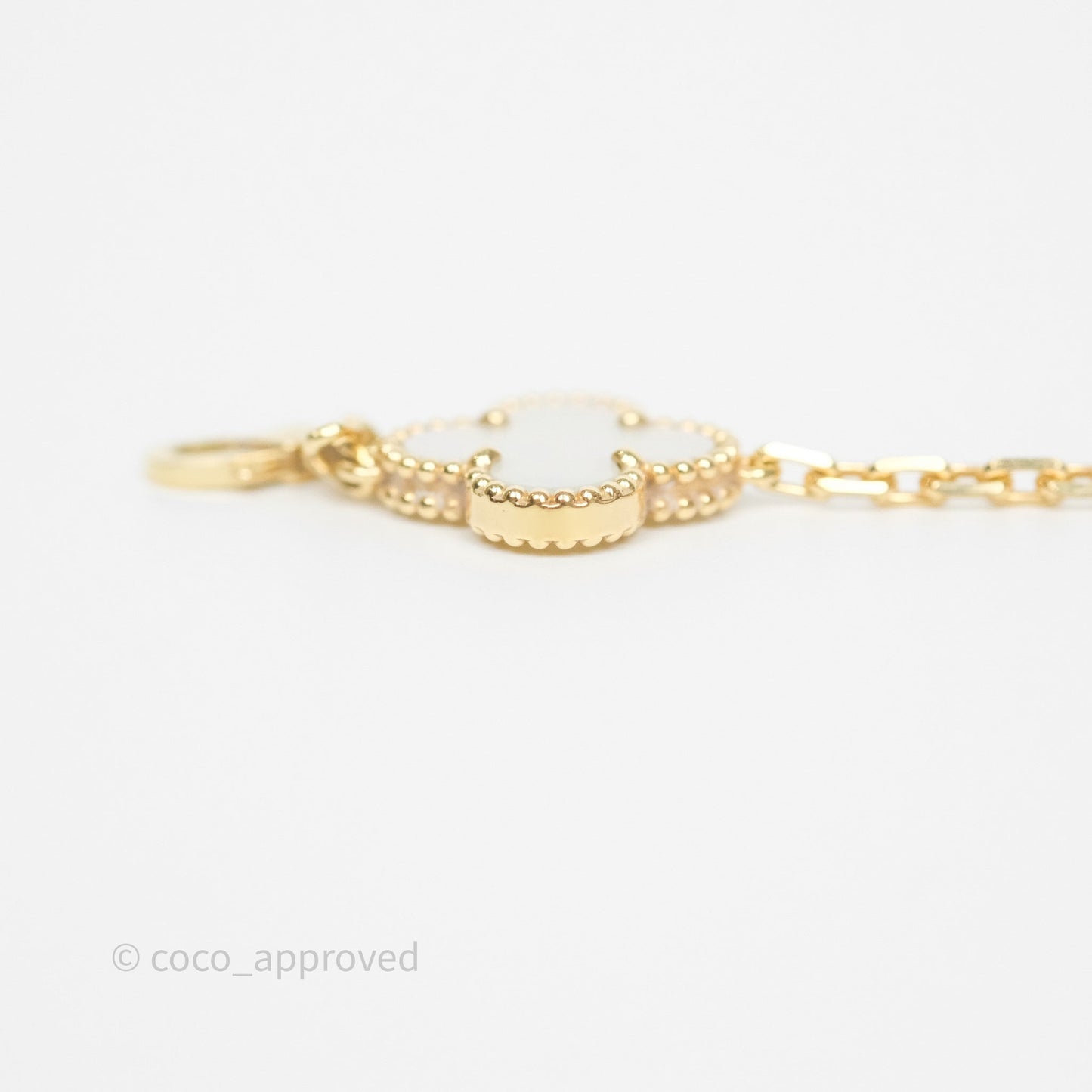 Van Cleef & Arpels Vintage Alhambra 5 Motifs Bracelet White Mother-of-pearl Yellow Gold