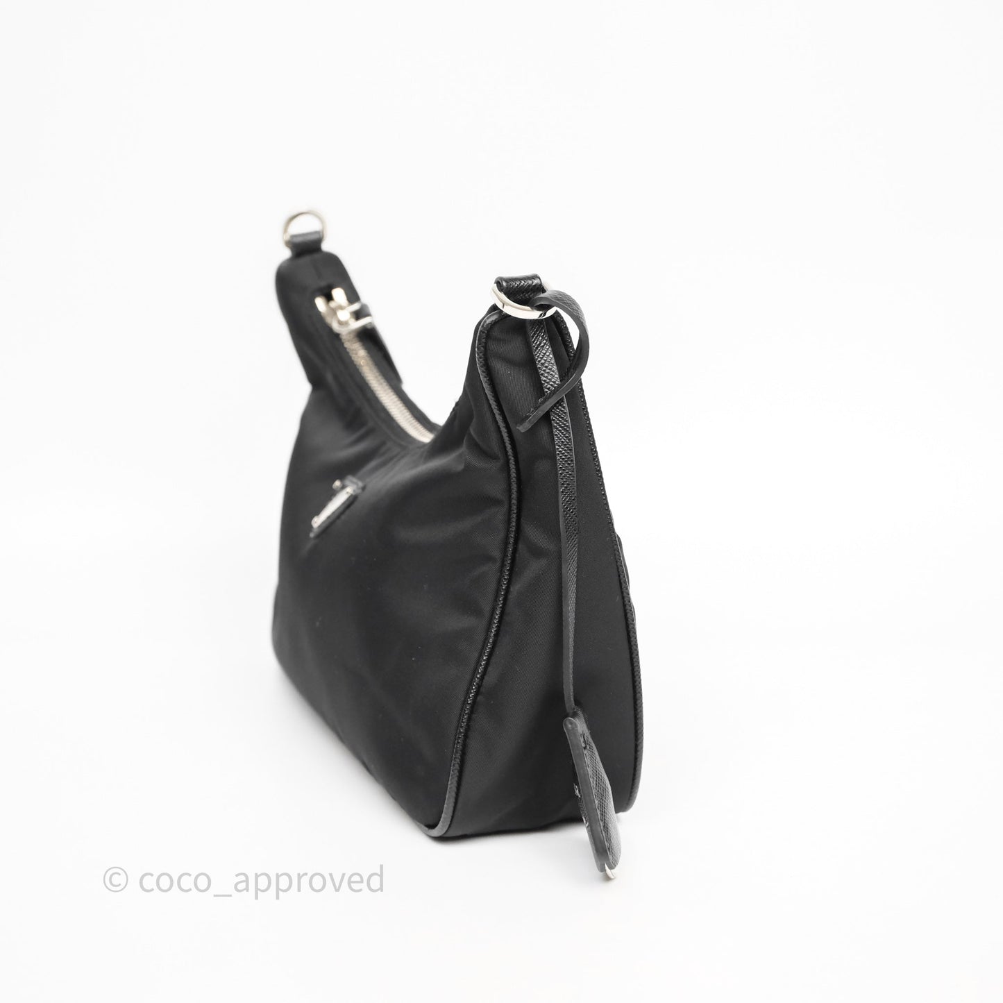 Prada Nylon Re-Edition 2005 Shoulder Bag Black