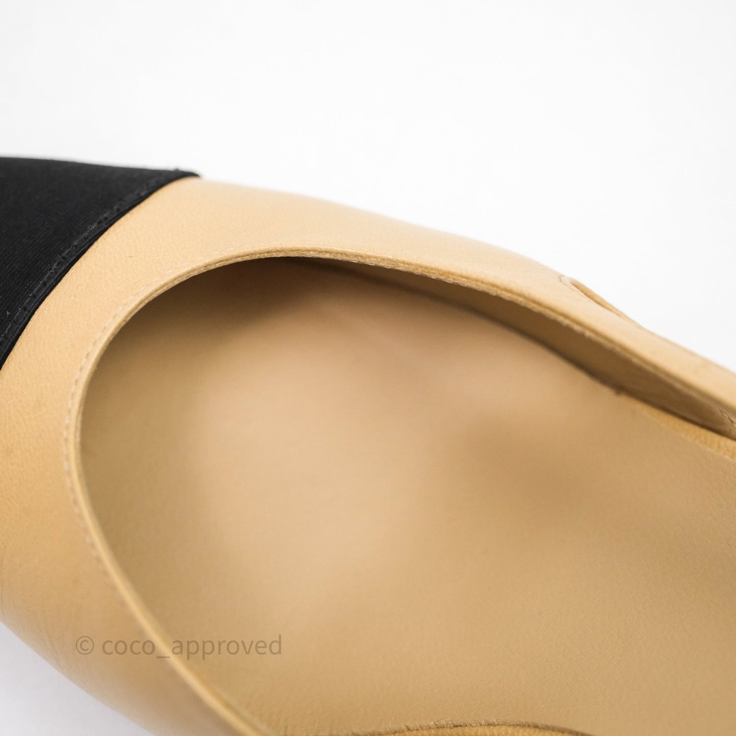 Chanel Classic Slingback Beige Black Leather Size 37