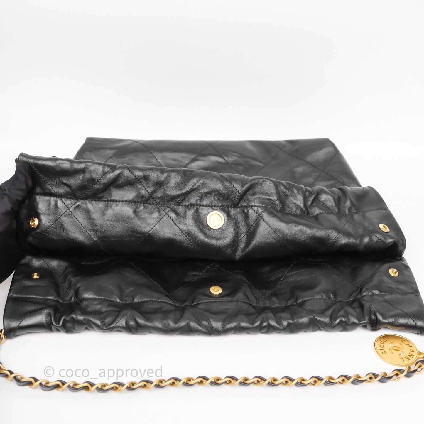 Chanel 22 Bag Medium Black Crumpled Calfskin Aged Gold Hardware