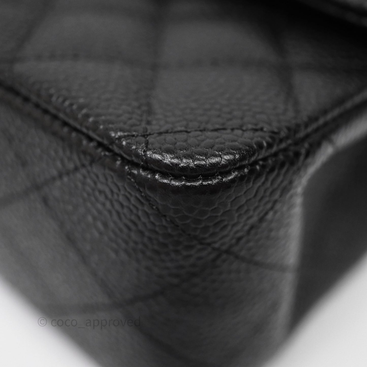 Chanel Classic M/L Medium Flap Quilted Black Caviar Gold Hardware