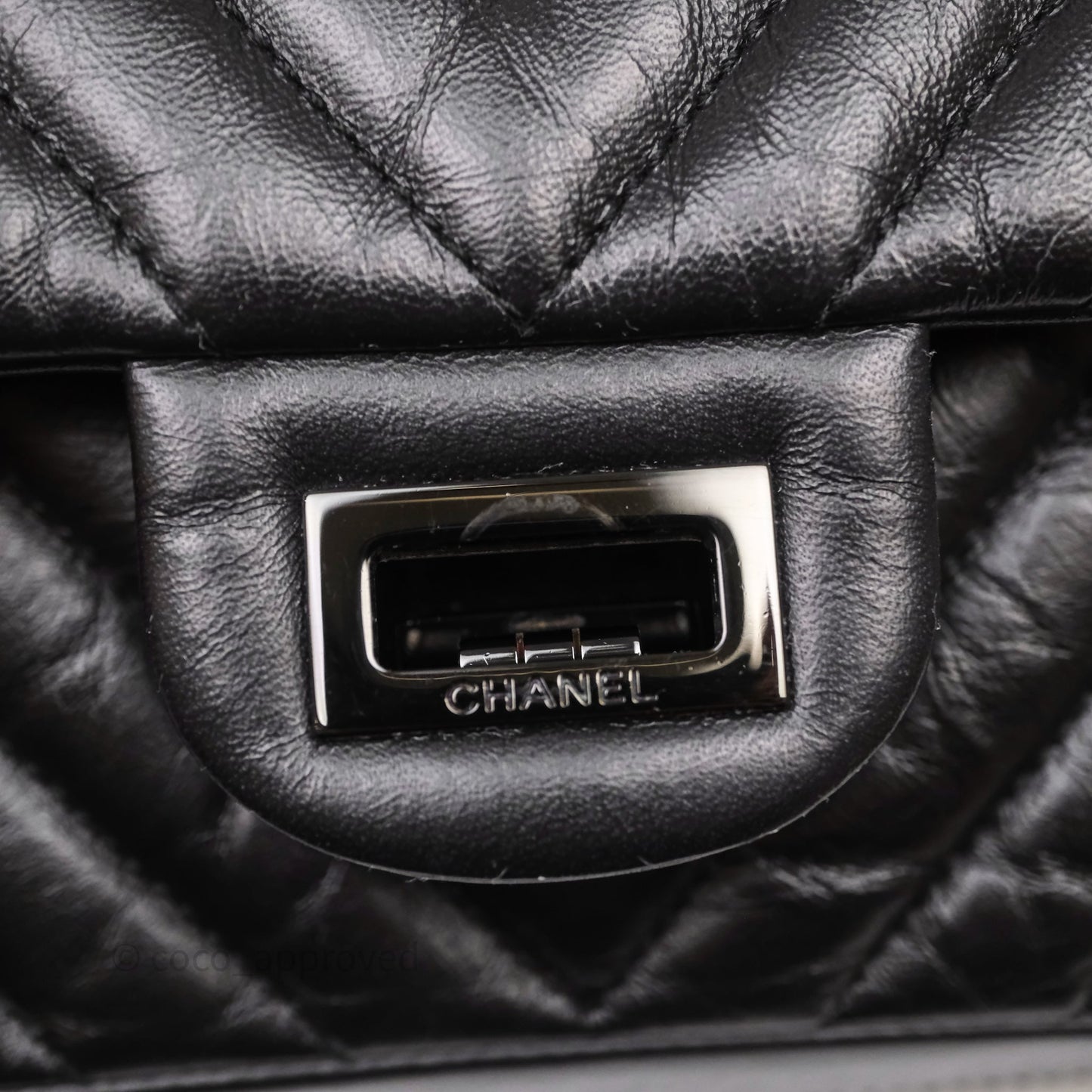 Chanel Reissue 225 Chevron Aged Calfskin So Black