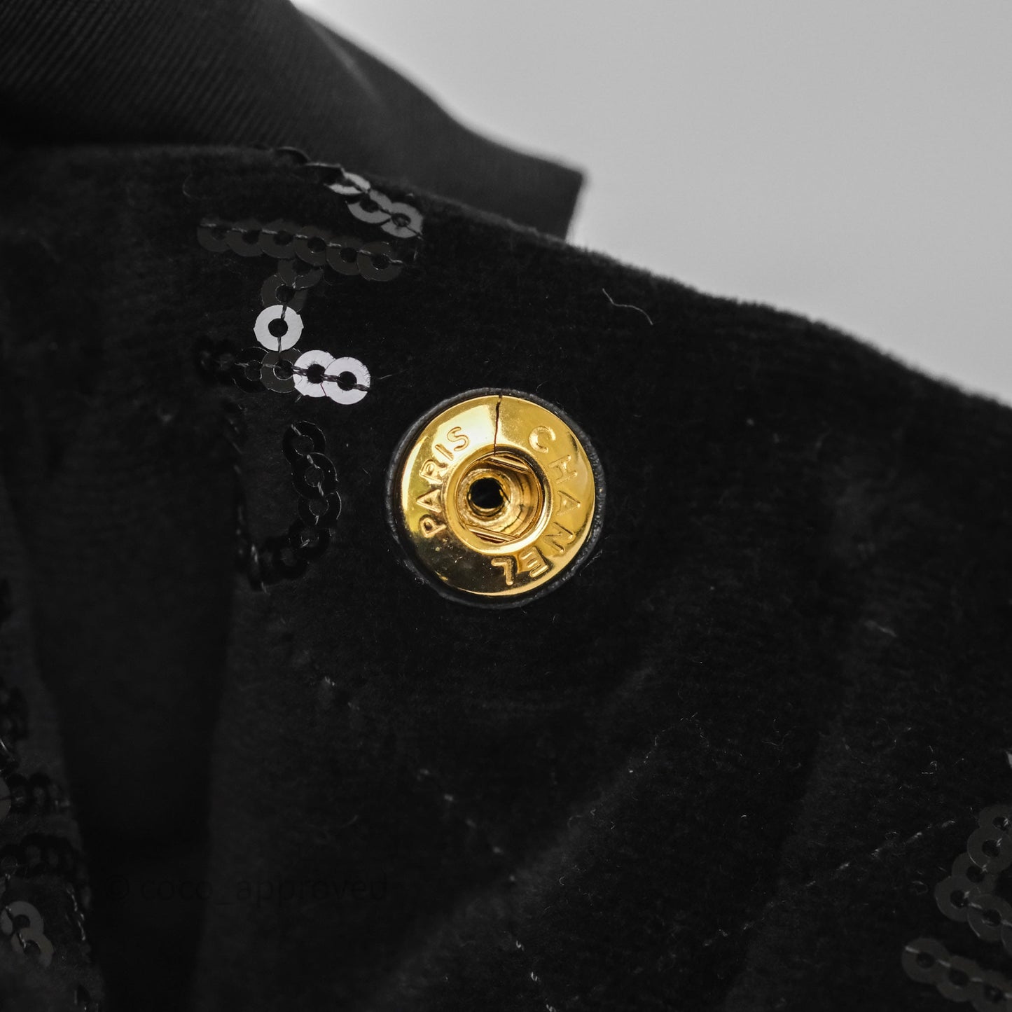 Chanel 22 Medium Sequins Logo Black Velvet