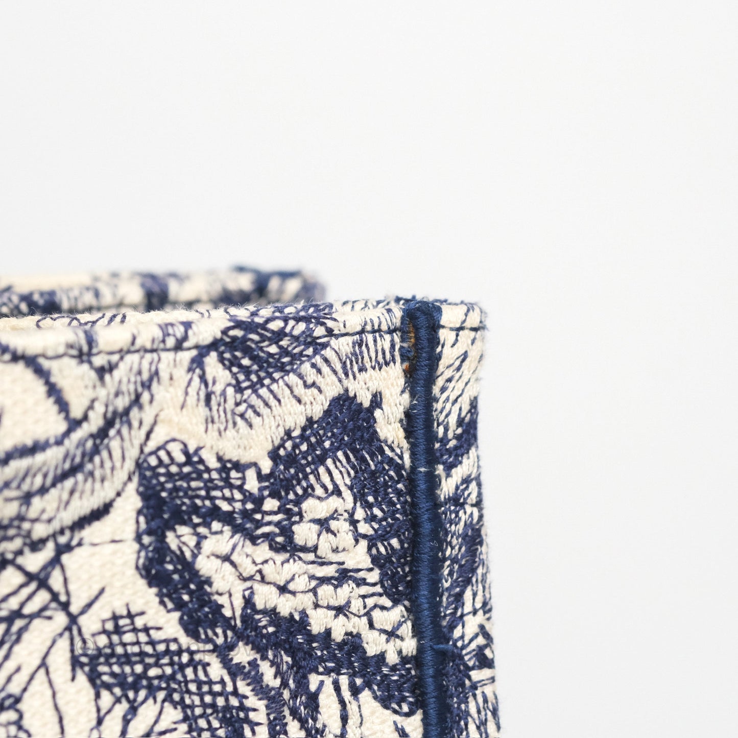 Dior Medium Book Tote White/Blue Toile De Jouy Embroidered Canvas