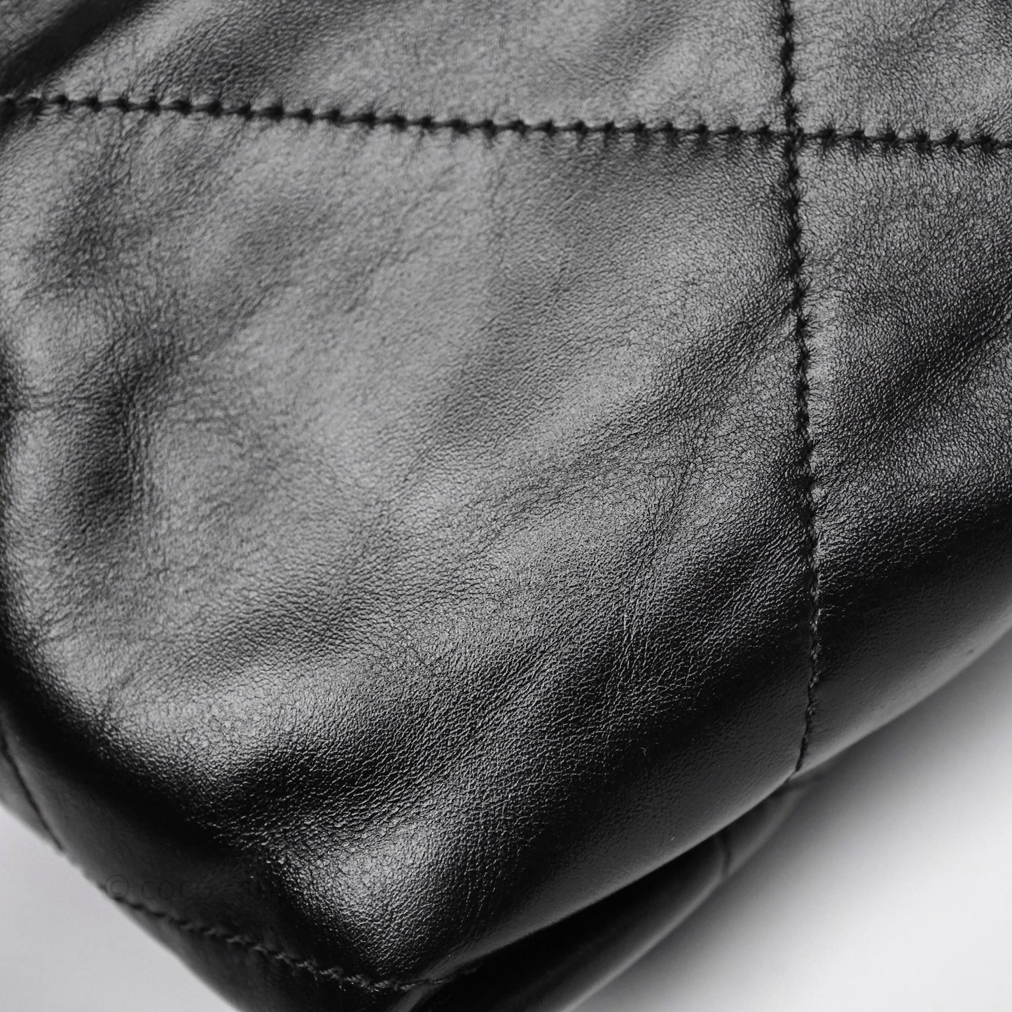 Chanel 22 Mini Bag Black Crumpled Calfskin
