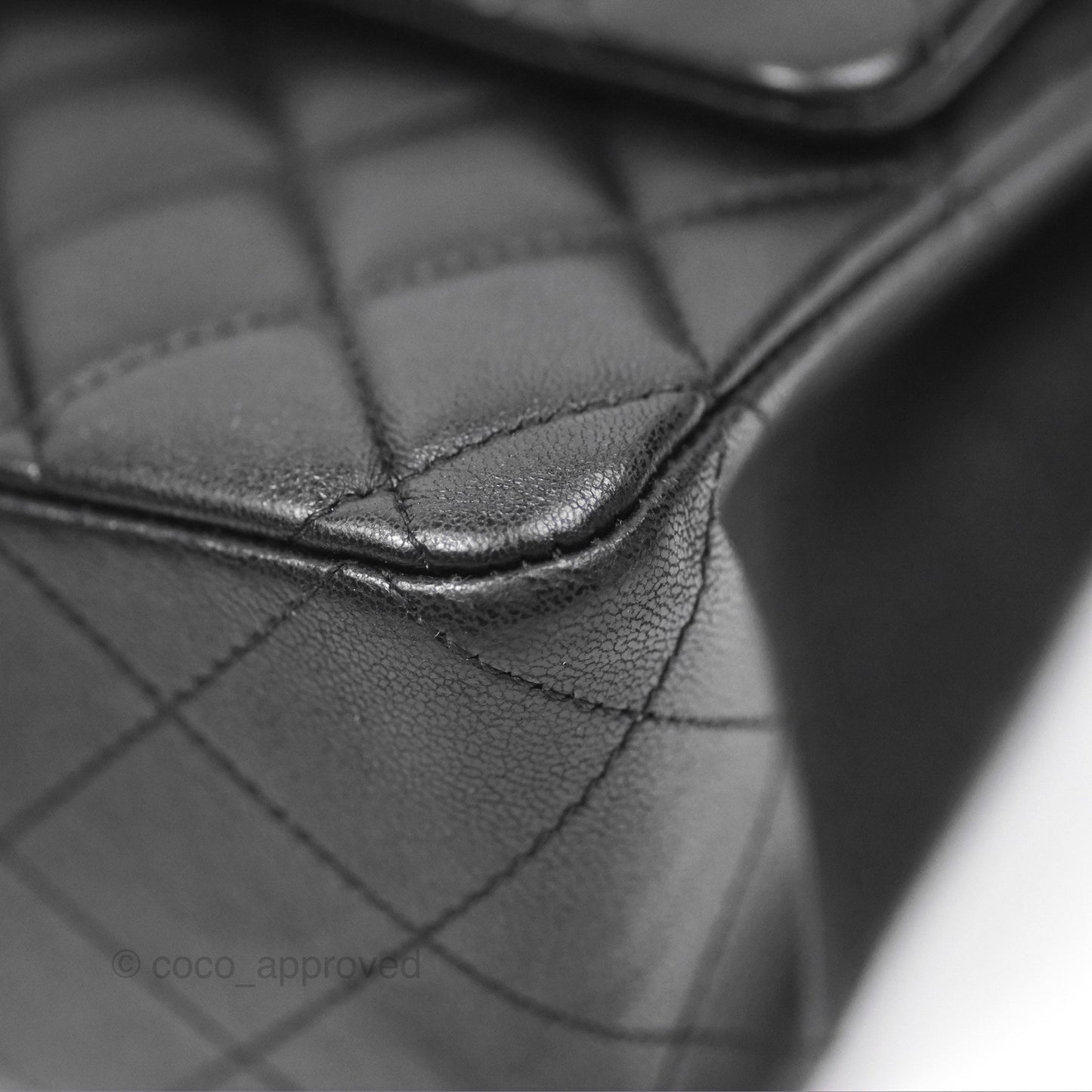 Chanel Classic M/L Medium Flap Quilted Black Lambskin Gold Hardware