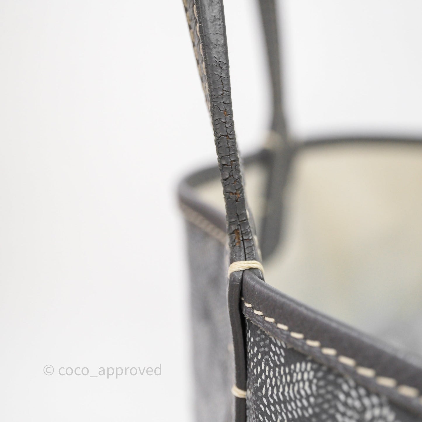 Goyard St Louis Tote PM ⁣⁣⁣⁣⁣⁣⁣⁣⁣⁣⁣⁣⁣⁣⁣⁣⁣⁣⁣⁣Grey