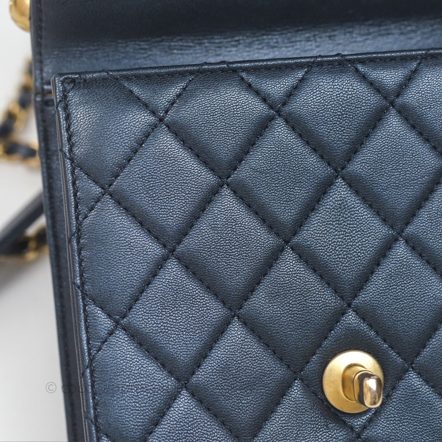 Chanel Quilted Chic Pearls Flap Iridescent Navy Goatskin Aged Gold Hardware