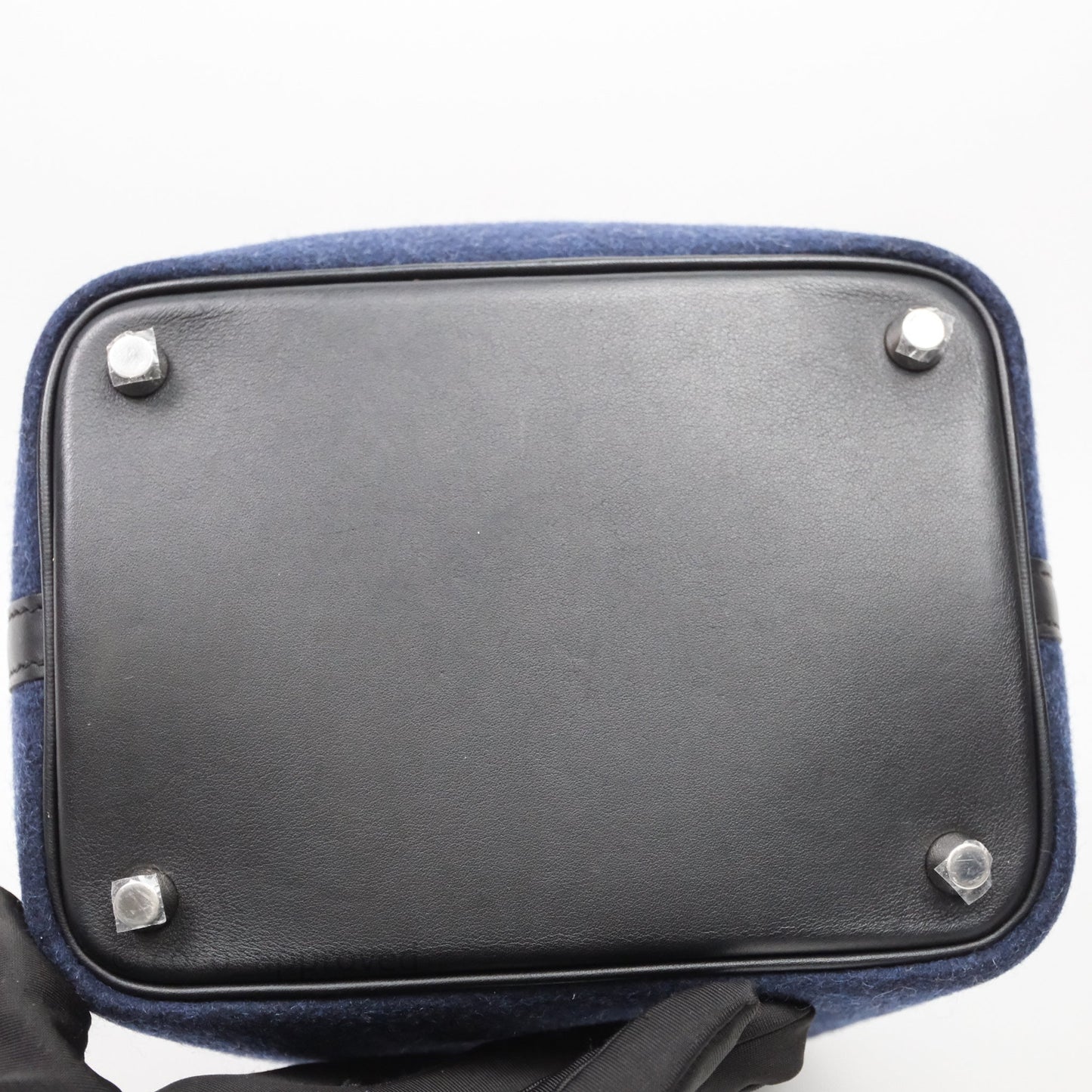 Hermès Picotin 18 Bleu Nuit 2Z / Swift Noir 89 Wool Feutre Swift Palladium Hardware