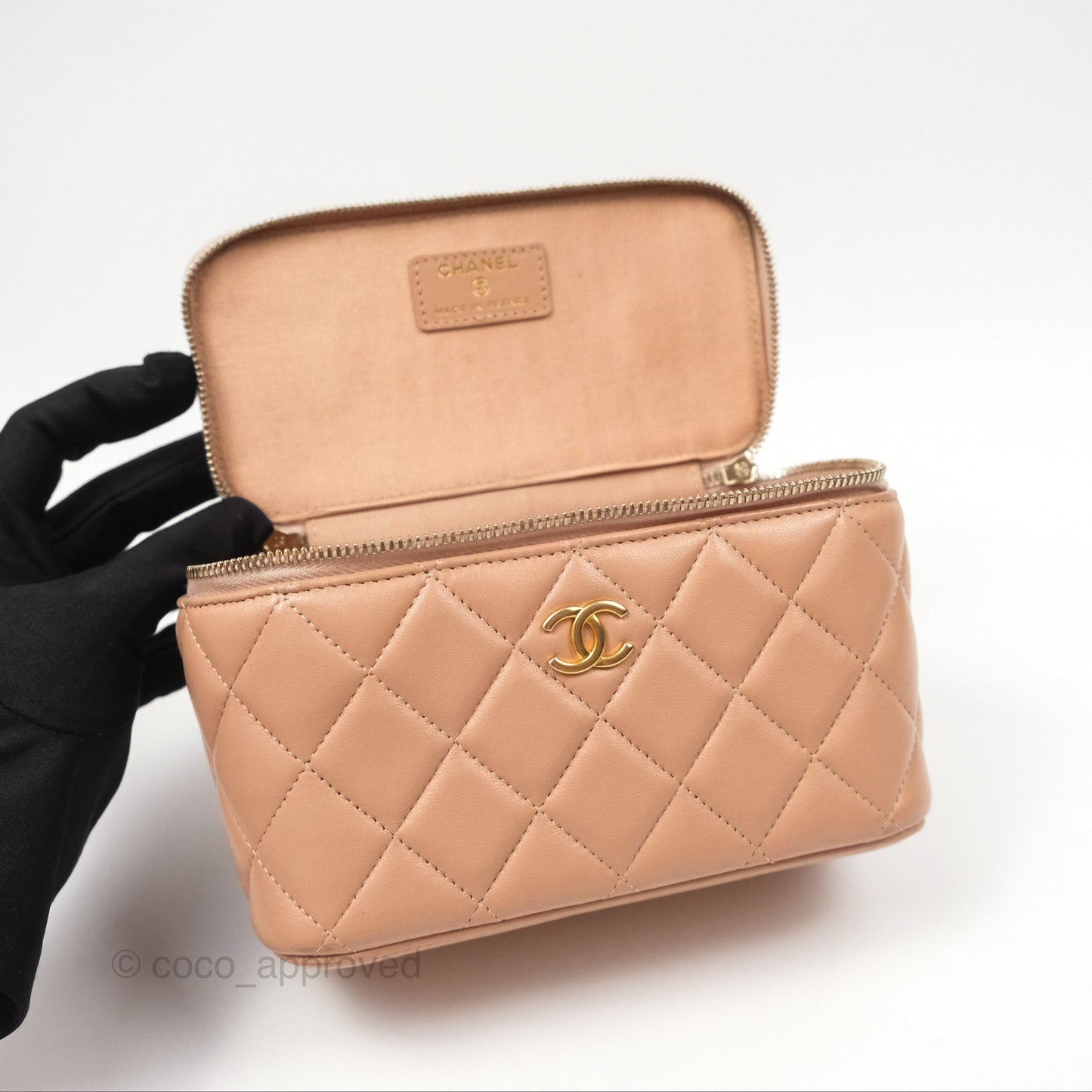 Chanel Vanity Rectangular Top Handle Beige Lambskin Aged Gold Hardware