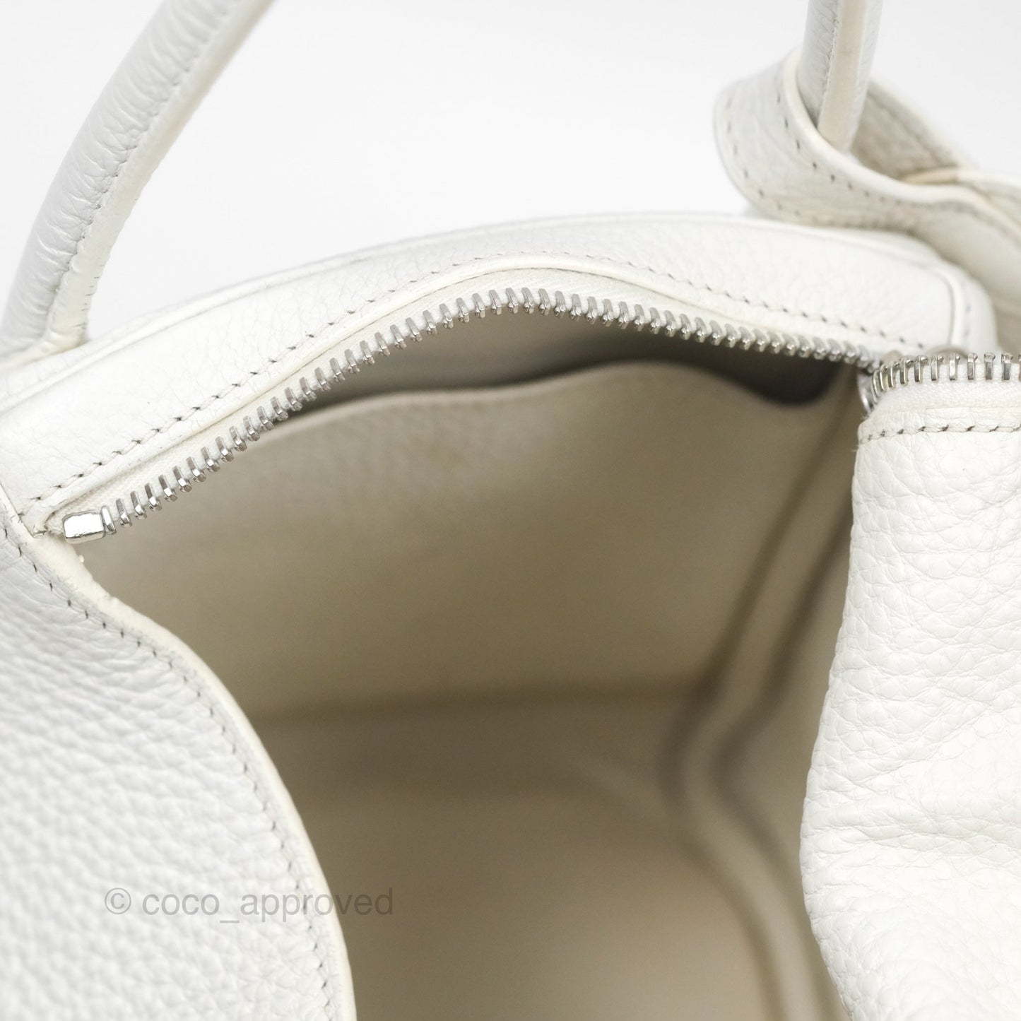 Hermès Lindy 30 White Clemence Palladium Hardware