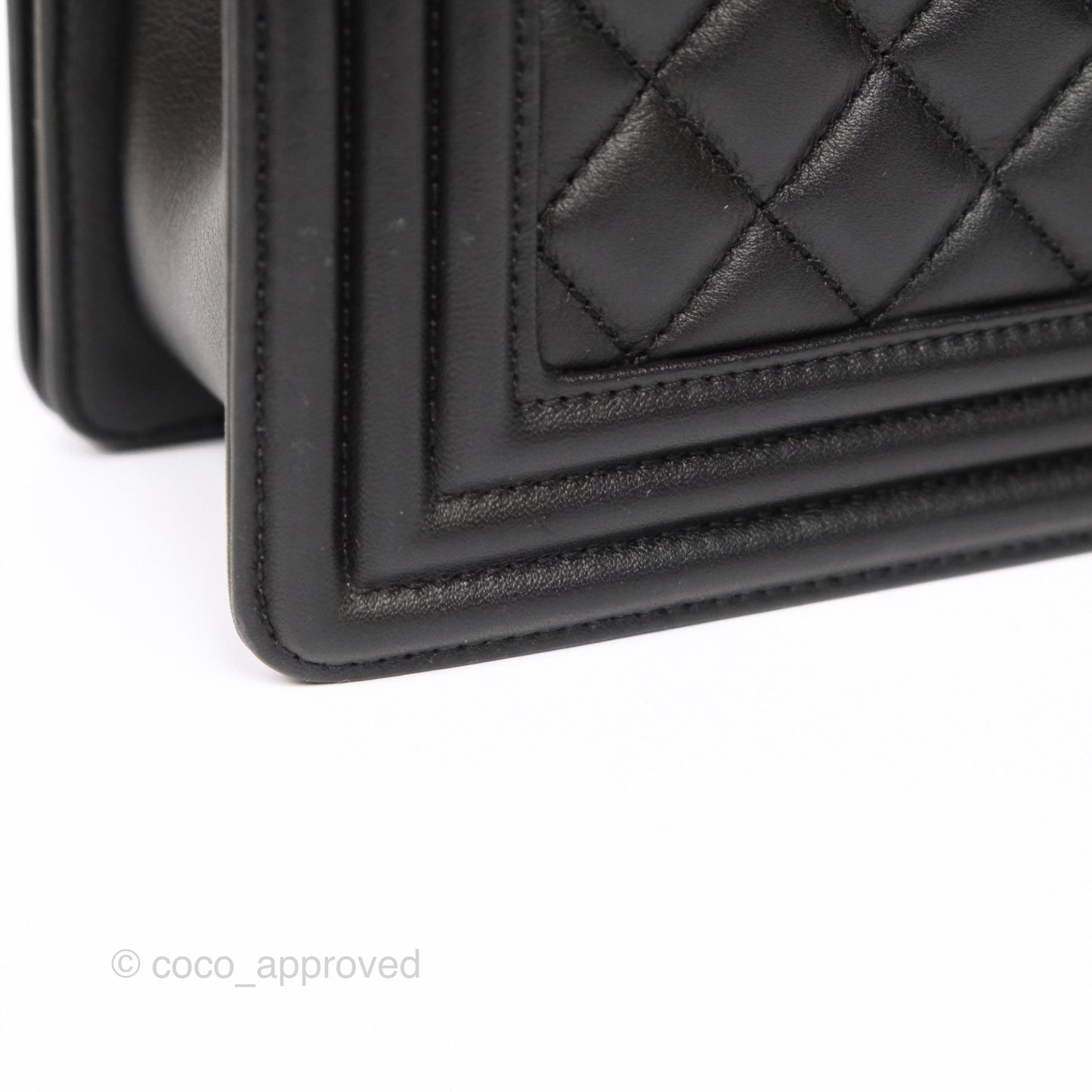 Chanel Medium Boy Quilted Black Calfskin Ruthenium Hardware