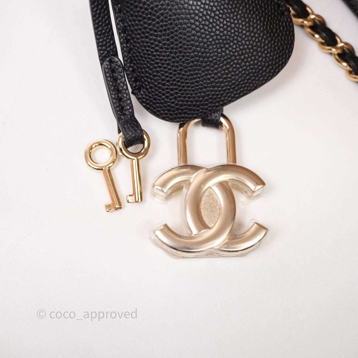 Chanel Quilted New Small CC Filigree Vanity Case Beige Caviar Gold Hardware