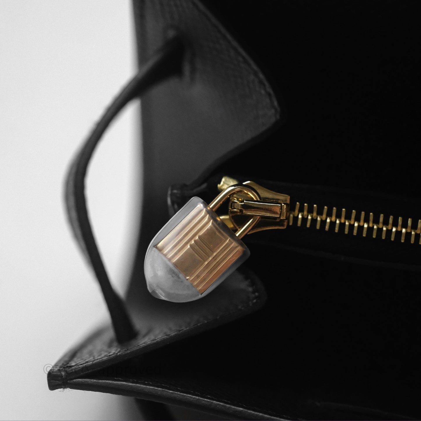 Hermès Kelly To Go Wallet Noir 89 Black Epsom Gold Hardware