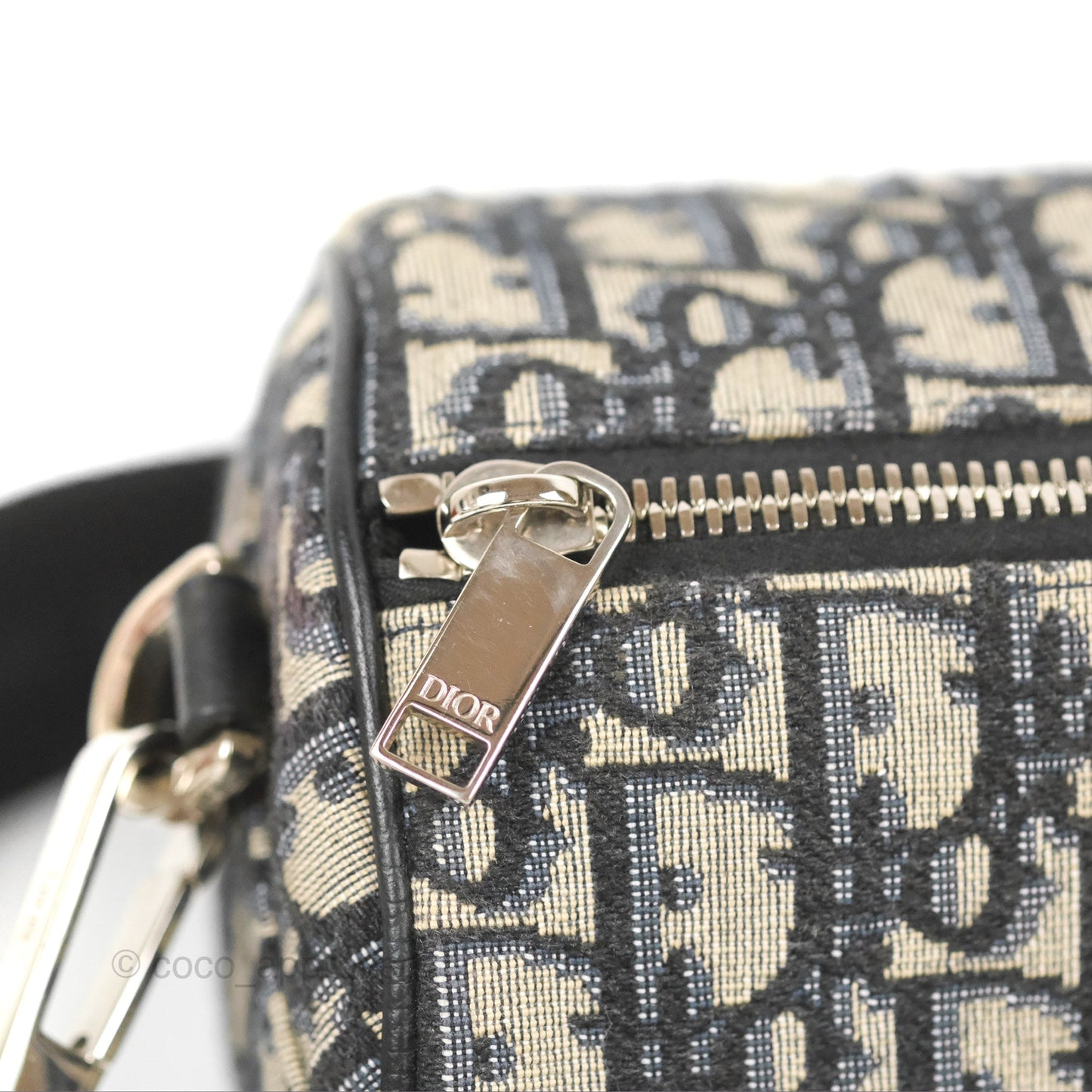 Dior Men's Roller Messenger Bag Oblique Jacquard