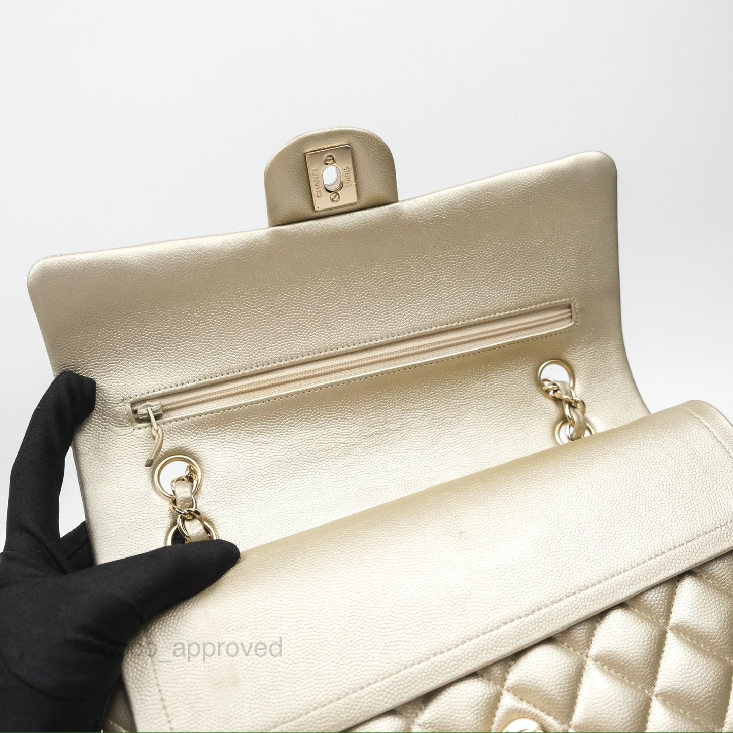 Chanel Classic M/L Medium Flap Quilted Gold Caviar Gold Gold Hardware