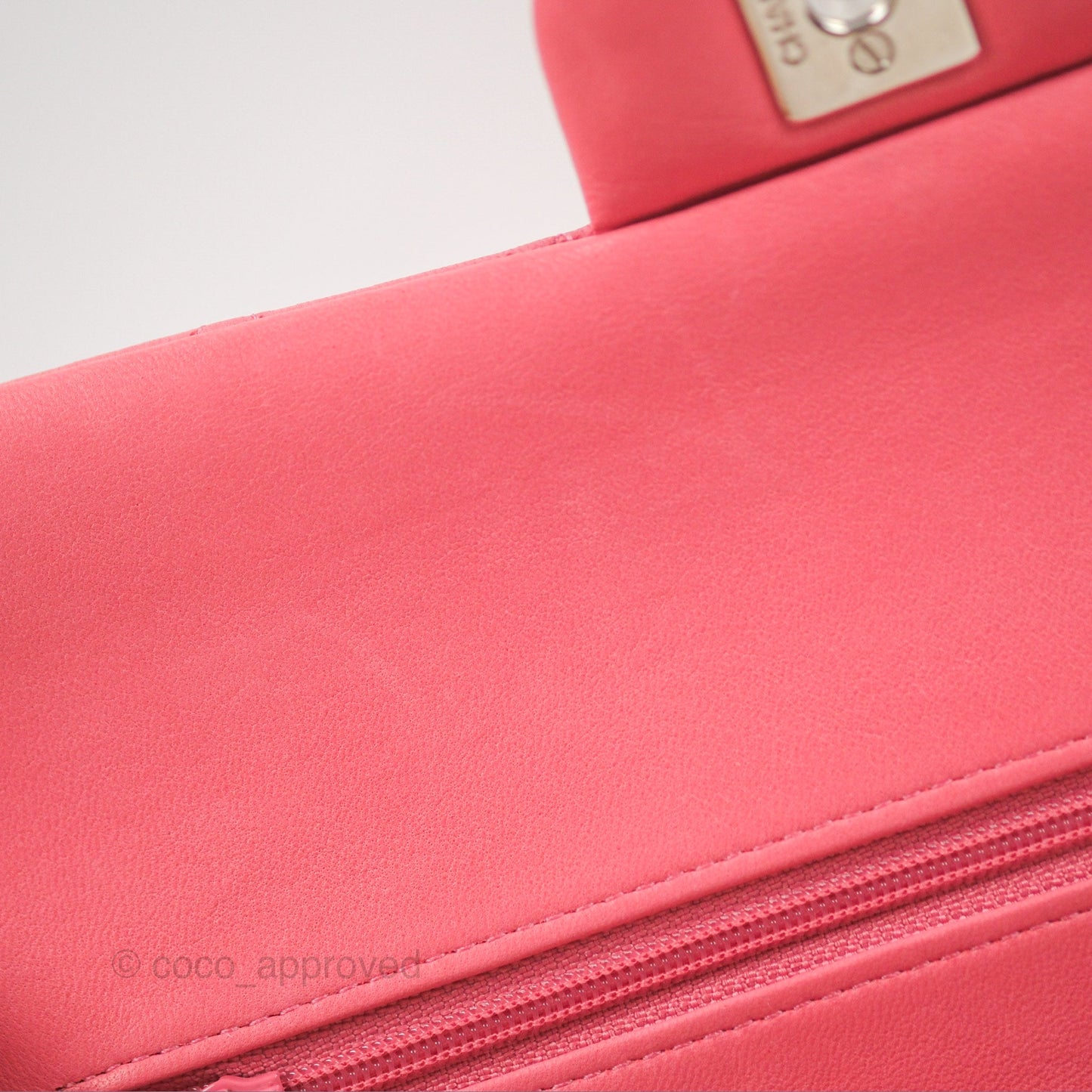 Chanel Classic M/L Medium Flap Quilted Pink Lambskin Silver Hardware