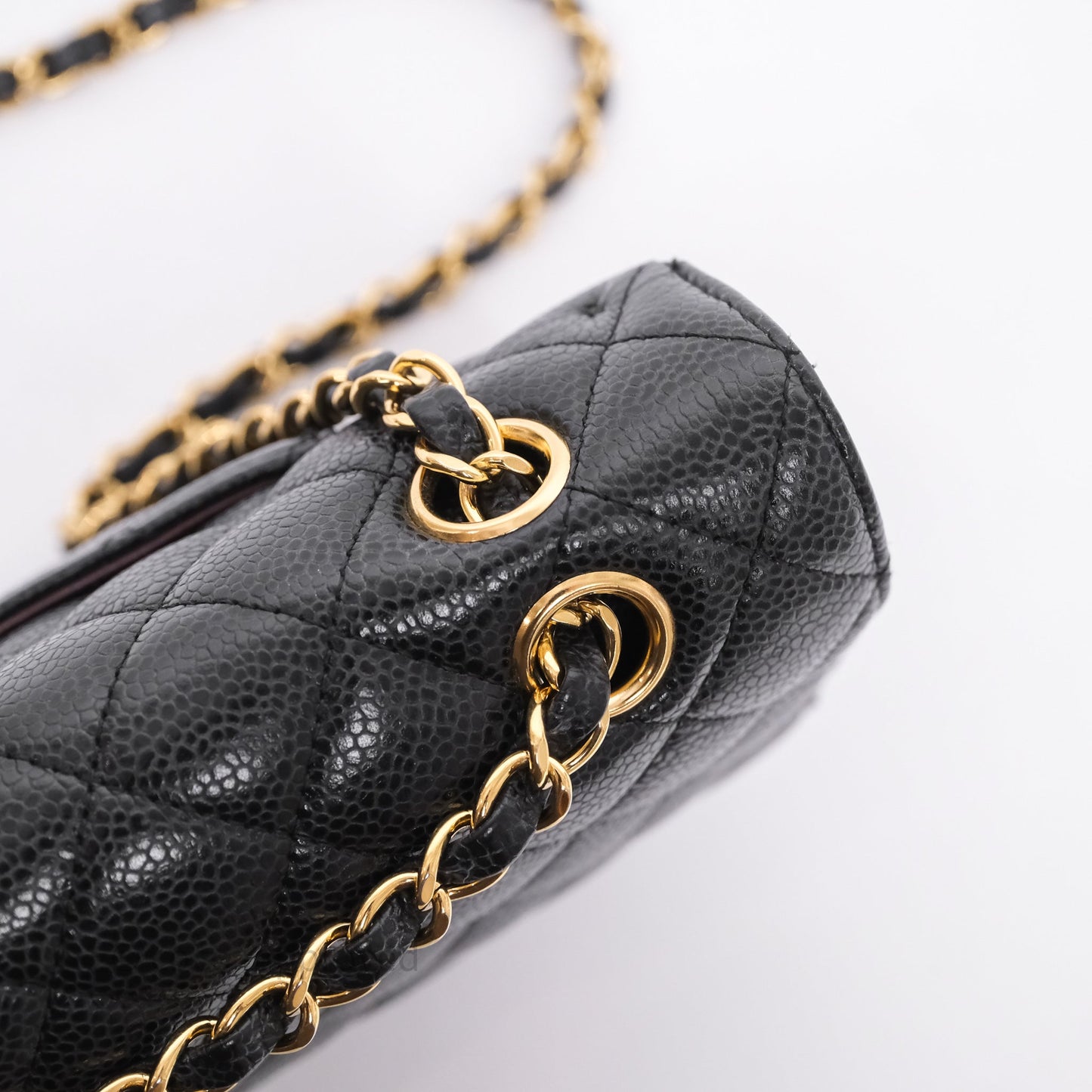 Chanel Classic M/L Medium Flap Quilted Black Caviar Gold Hardware