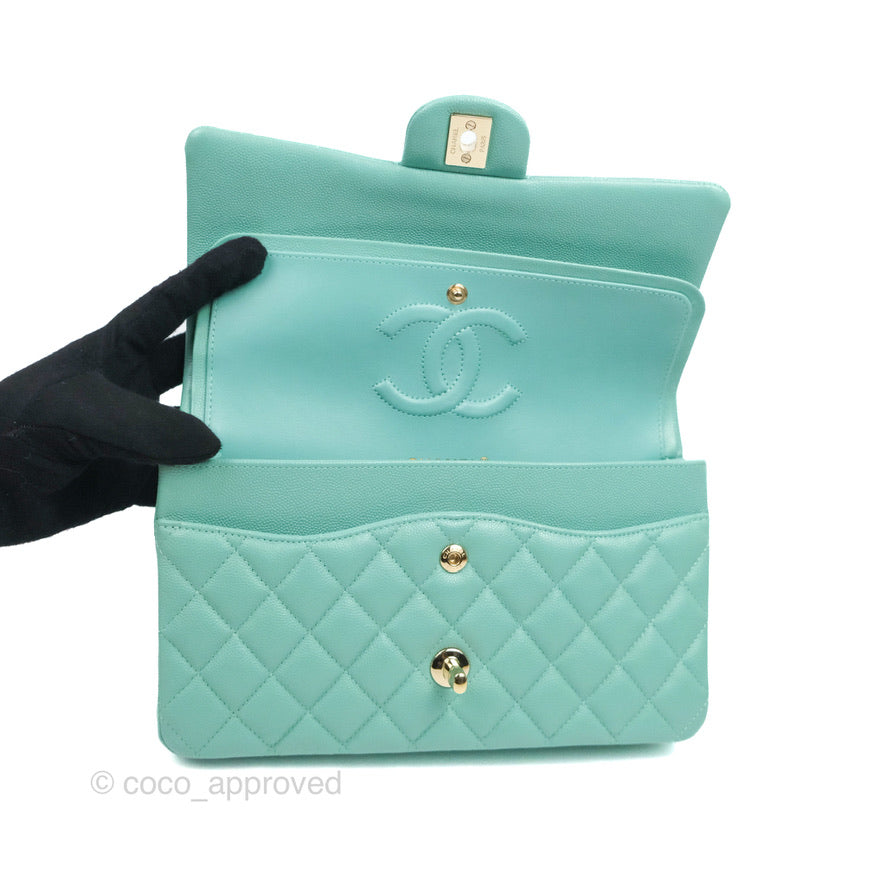 Chanel Classic M/L Medium Flap Quilted Tiffany Caviar Gold Hardware 21S