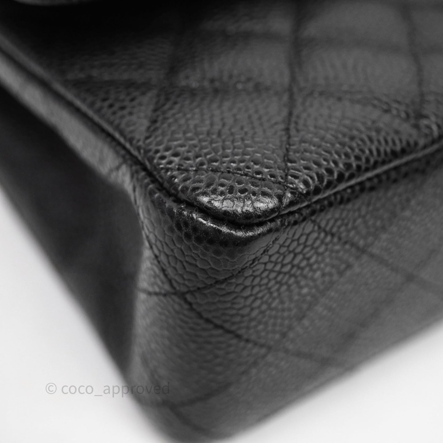 Chanel Classic M/L Medium Flap Quilted Black Caviar Gold Hardware