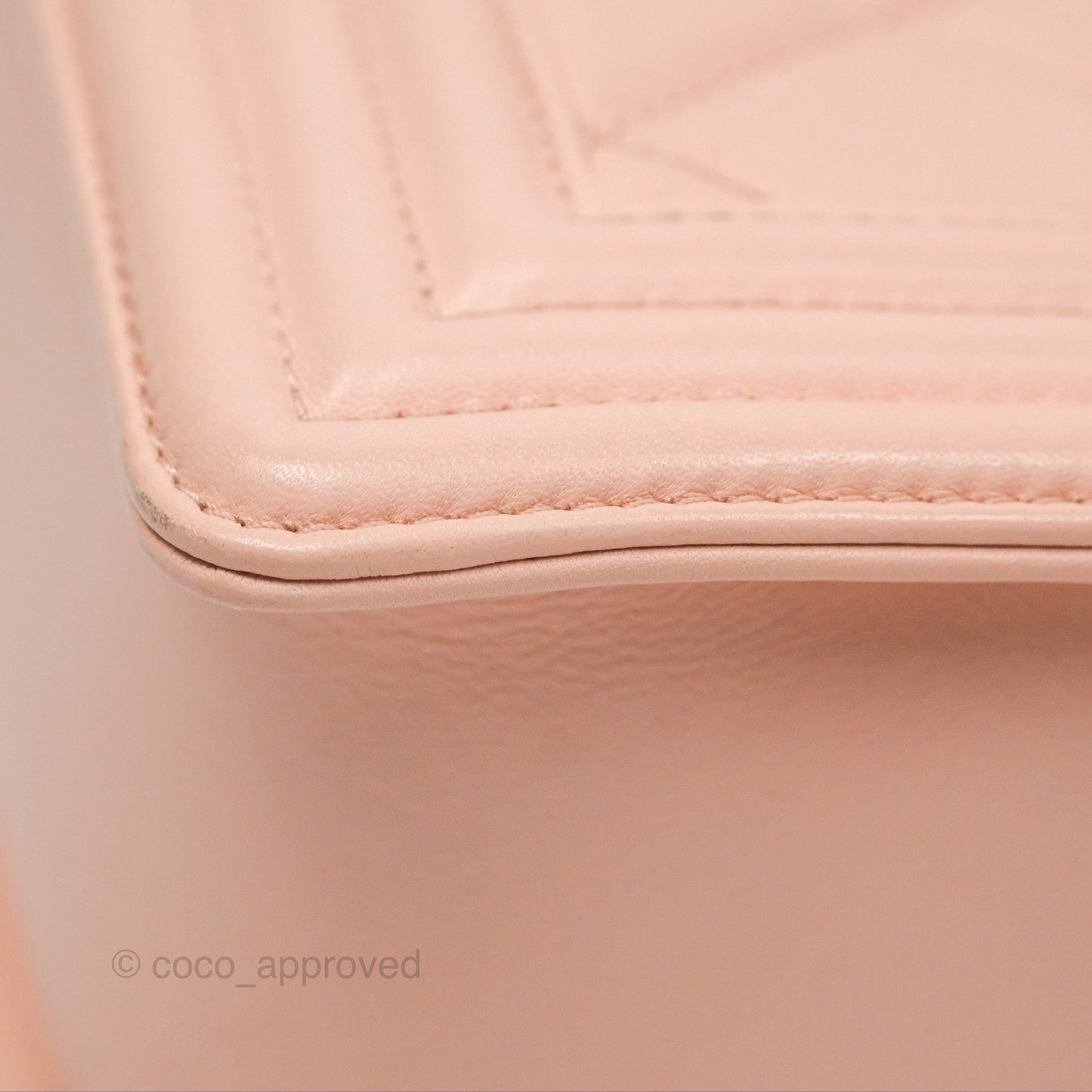 Chanel Quilted New Medium Boy Pink Lambskin Ruthenium Hardware