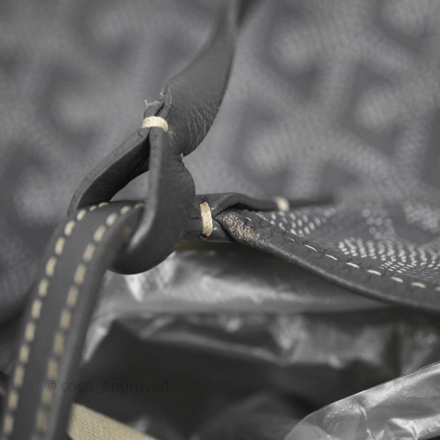 Goyard St Louis Tote PM ⁣⁣⁣⁣⁣⁣⁣⁣⁣⁣⁣⁣⁣⁣⁣⁣⁣⁣⁣⁣Grey