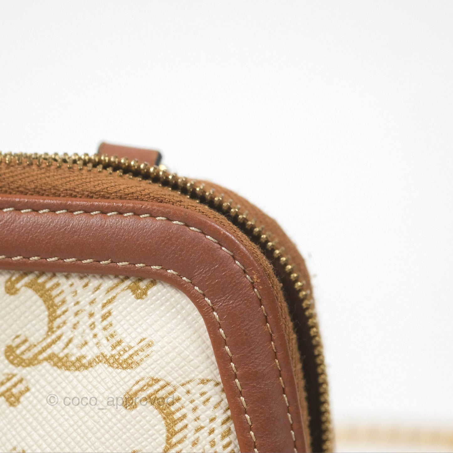Celine Clutch With Chain Triomphe Canvas Lambskin White/Tan
