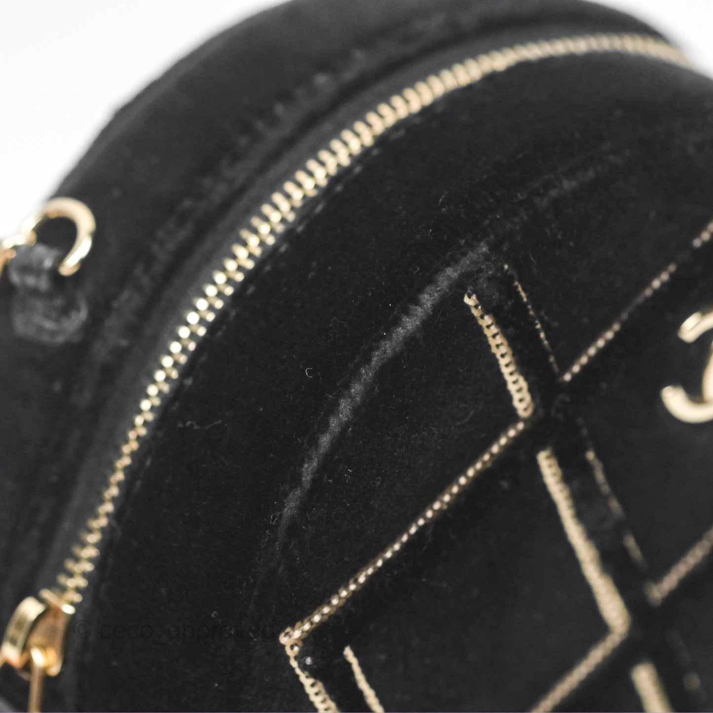 Chanel Quilted Round Clutch With Chain Black Velvet Gold Hardware