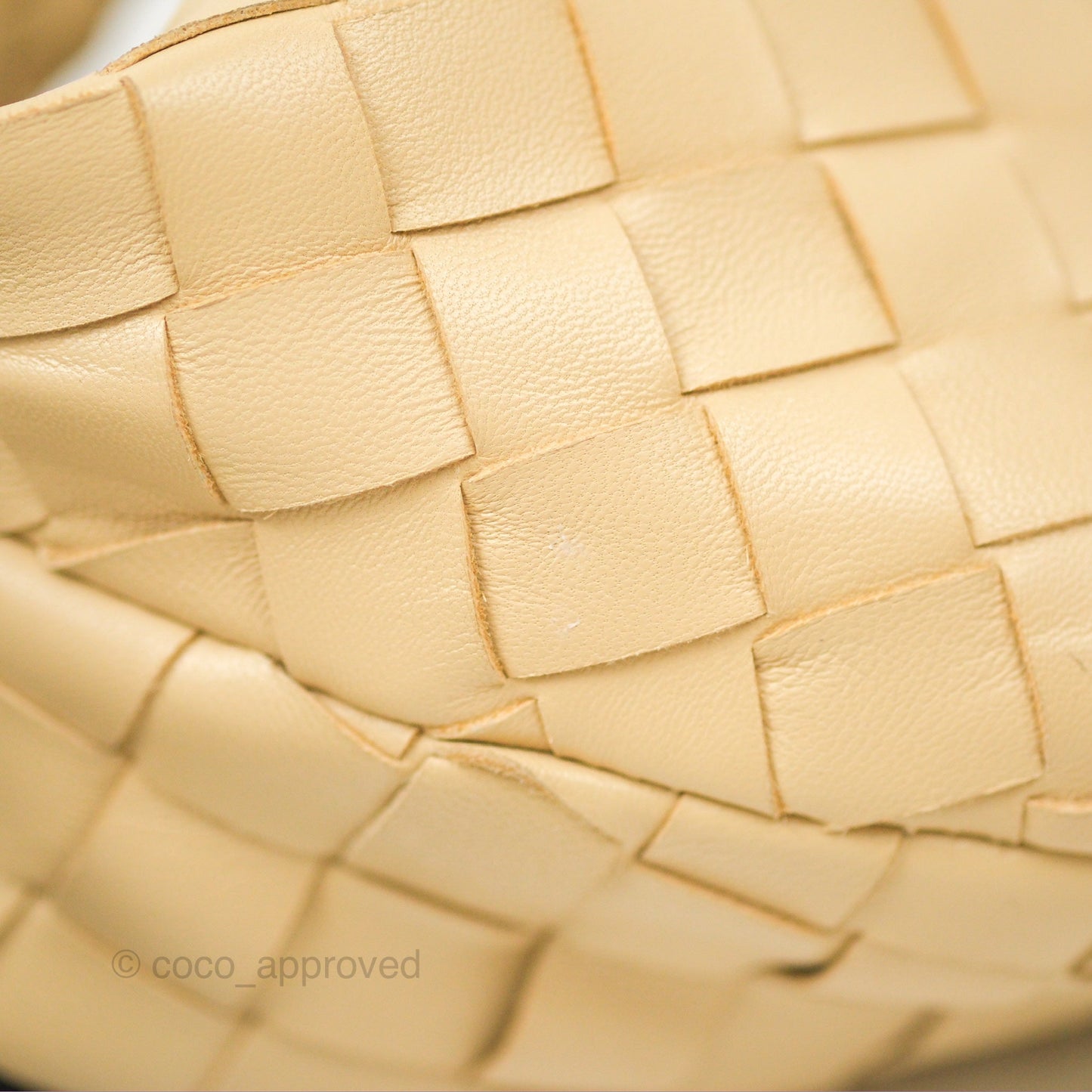 Bottega Veneta Mini Jodie Clutch Bag Intrecciato Porridge Lambskin Gold Hardware